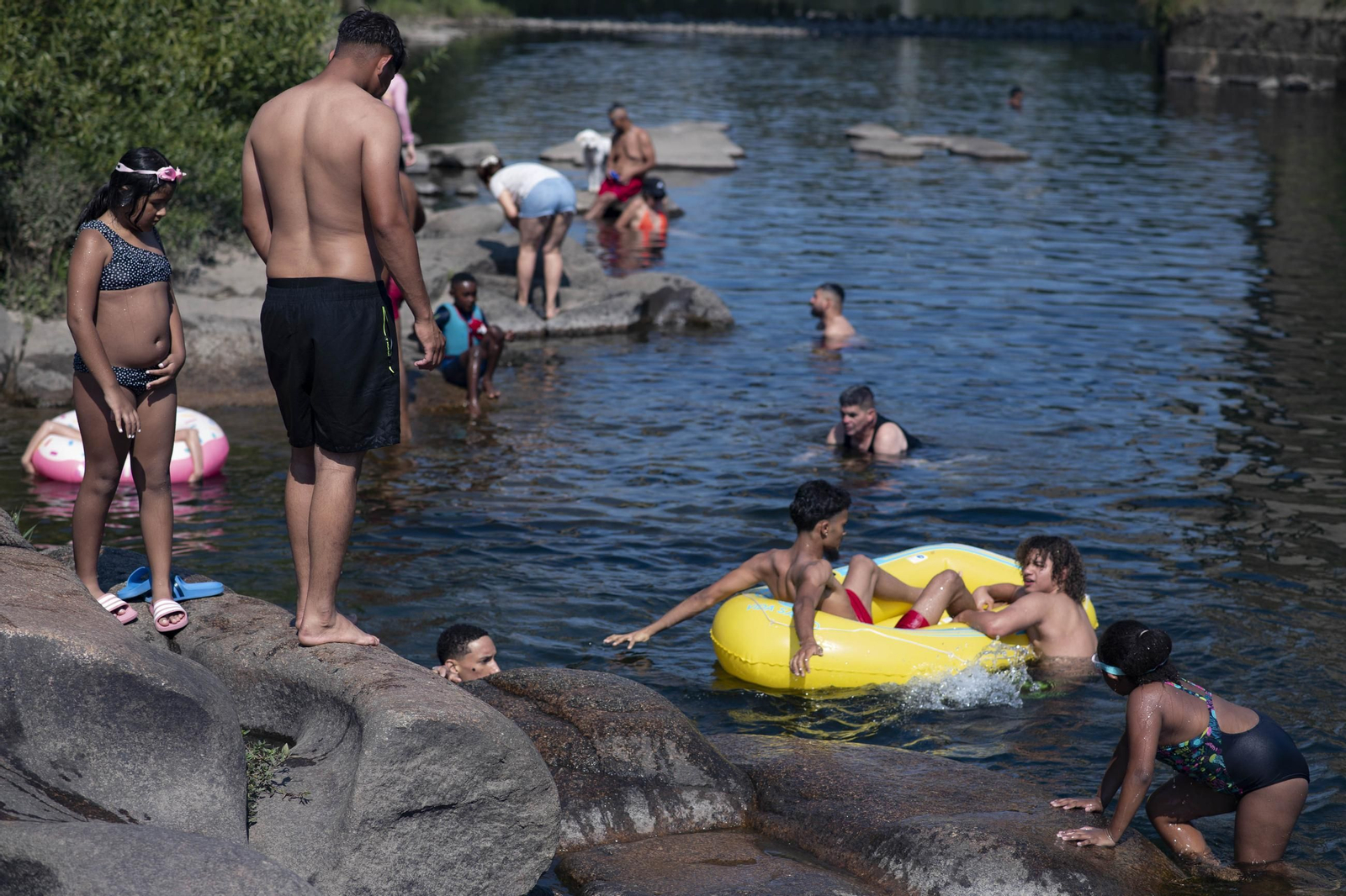 Galería | Ourense vive un domingo asfixiante a más de 40 grados, en fotos