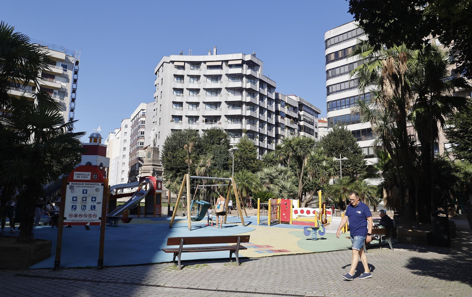 La configuración actual de la Plaza de la Independencia y su parque infantil.