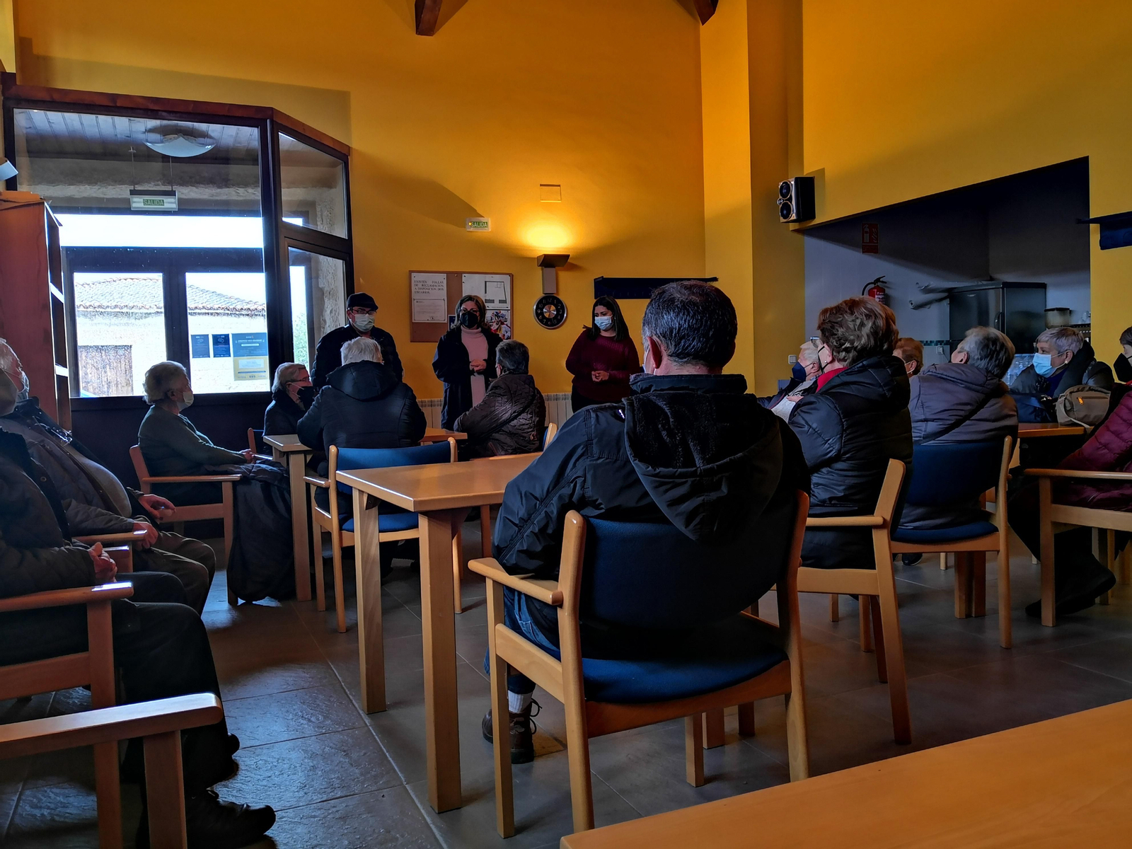 El alcalde de Sandiás, Felipe Traveso, presentó la primera de las sesiones.