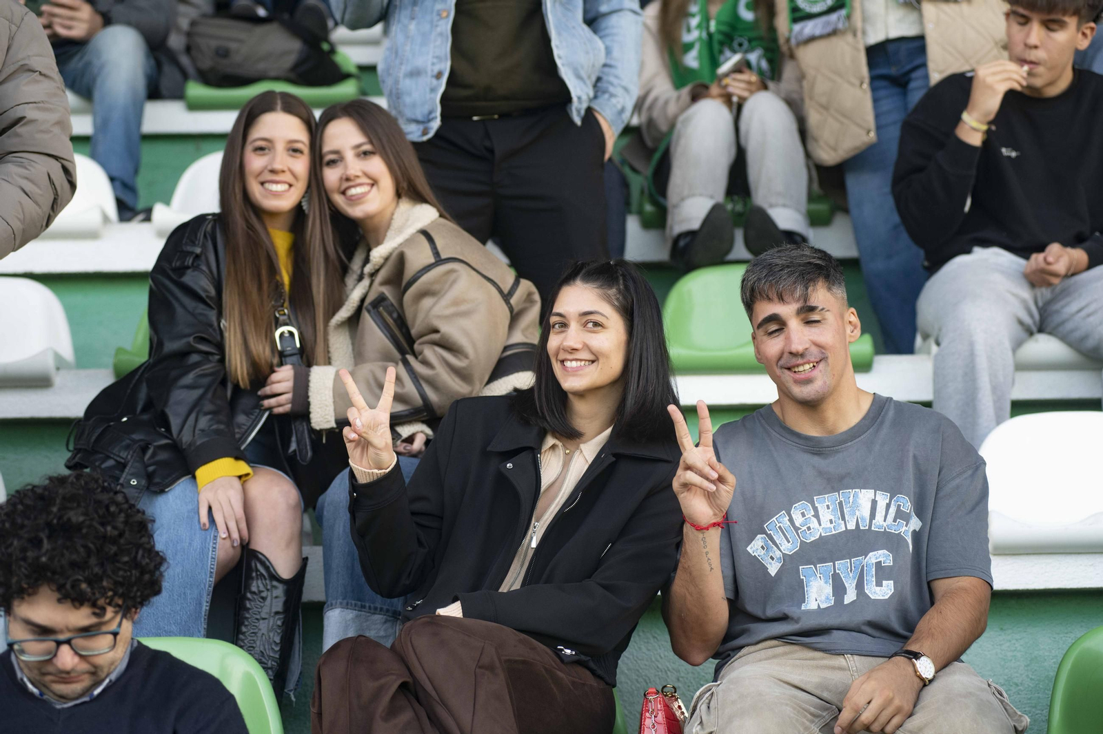 Galería | El Arenteiro y el Racing de Ferrol , protagonistas del derbi gallego en Espiñedo