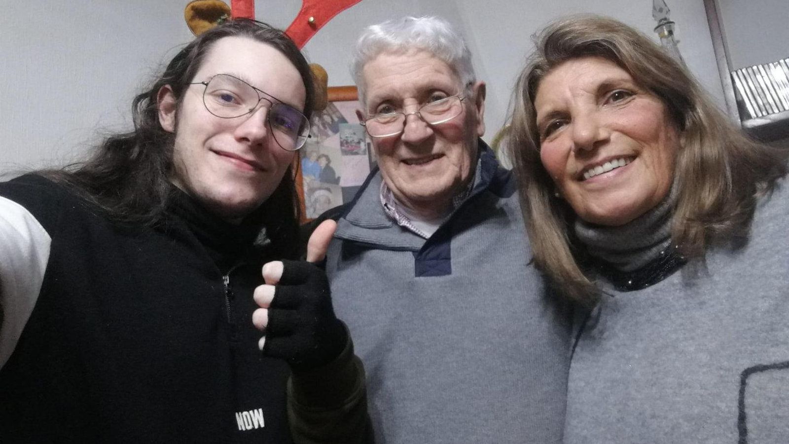 881c22b2-6e5c-4b81-a679-cb53ce13262c