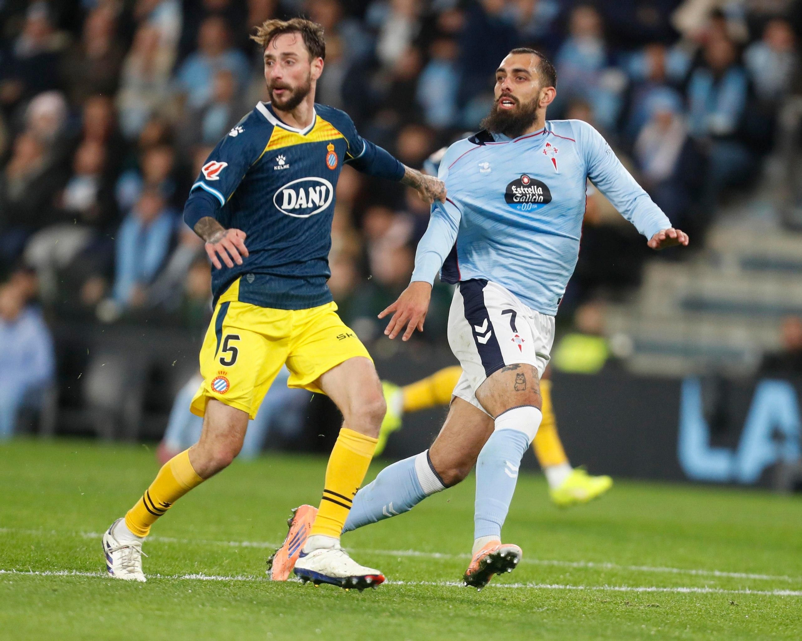 Galería | Decepción en Balaídos por la derrota del Celta ante el Espanyol