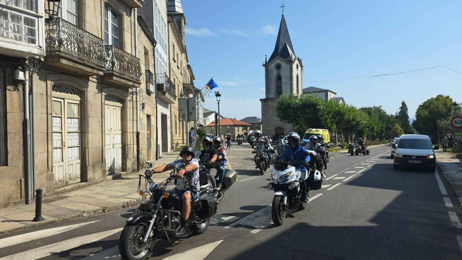Galería | La XXI Concentración Mototurística reúne a cerca de 400 inscritos en A Pobra de Trives