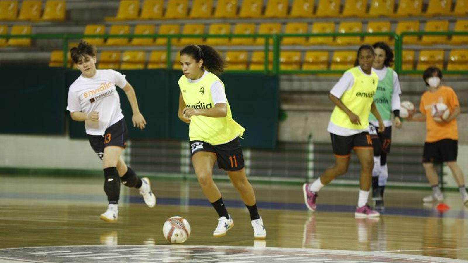Ourense. 17/06/2020. Entrenamiento del Ourense Evialia Fútbol Sala femenino en el Paco Paz. Foto: Xesús Fariñas