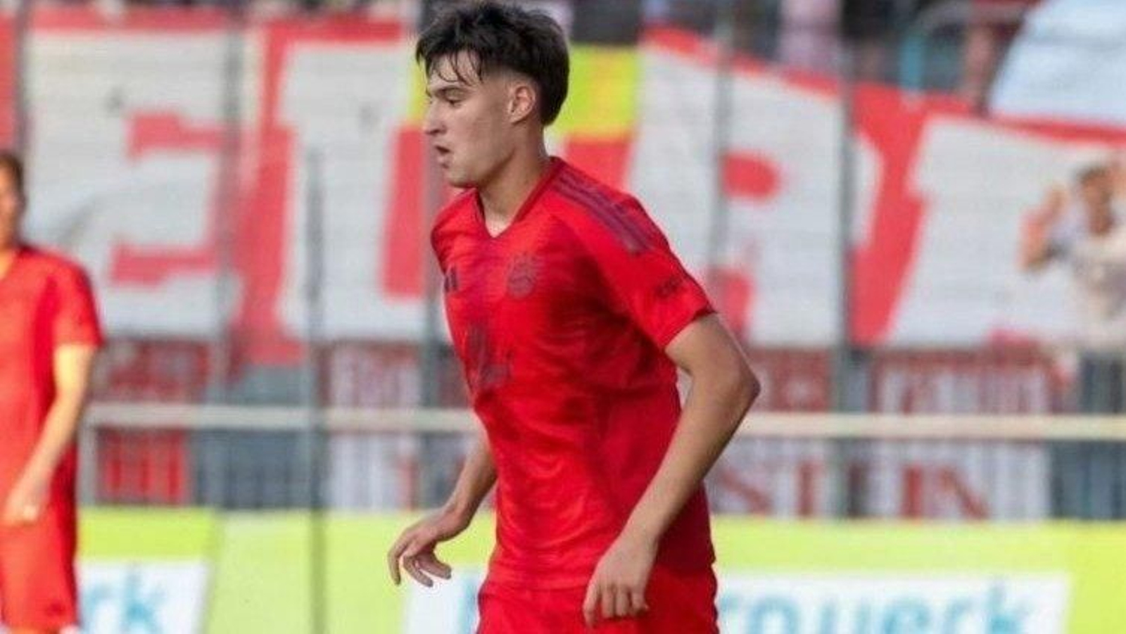 Javier Fernández, en su primer partido con el Bayern.