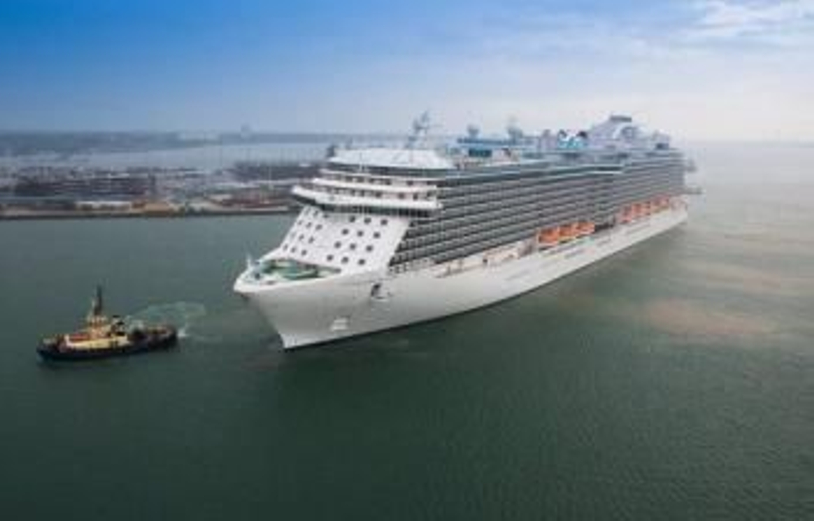 El buque salió del puerto inglés de Southampton, donde fue botado por la duquesa de Cambridge.