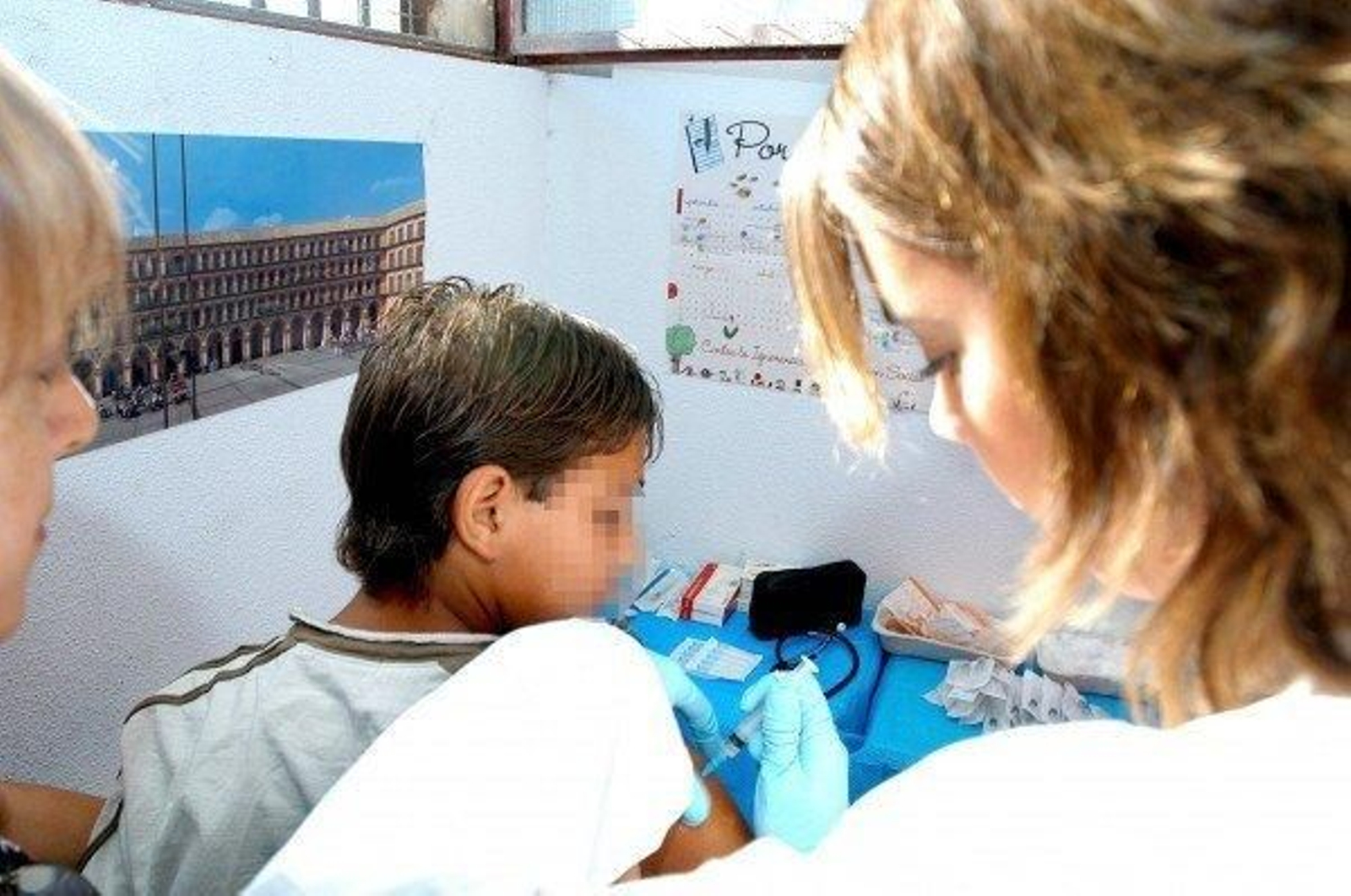 La vacuna contra la meningitis B ya estña al llegar. (EFE)