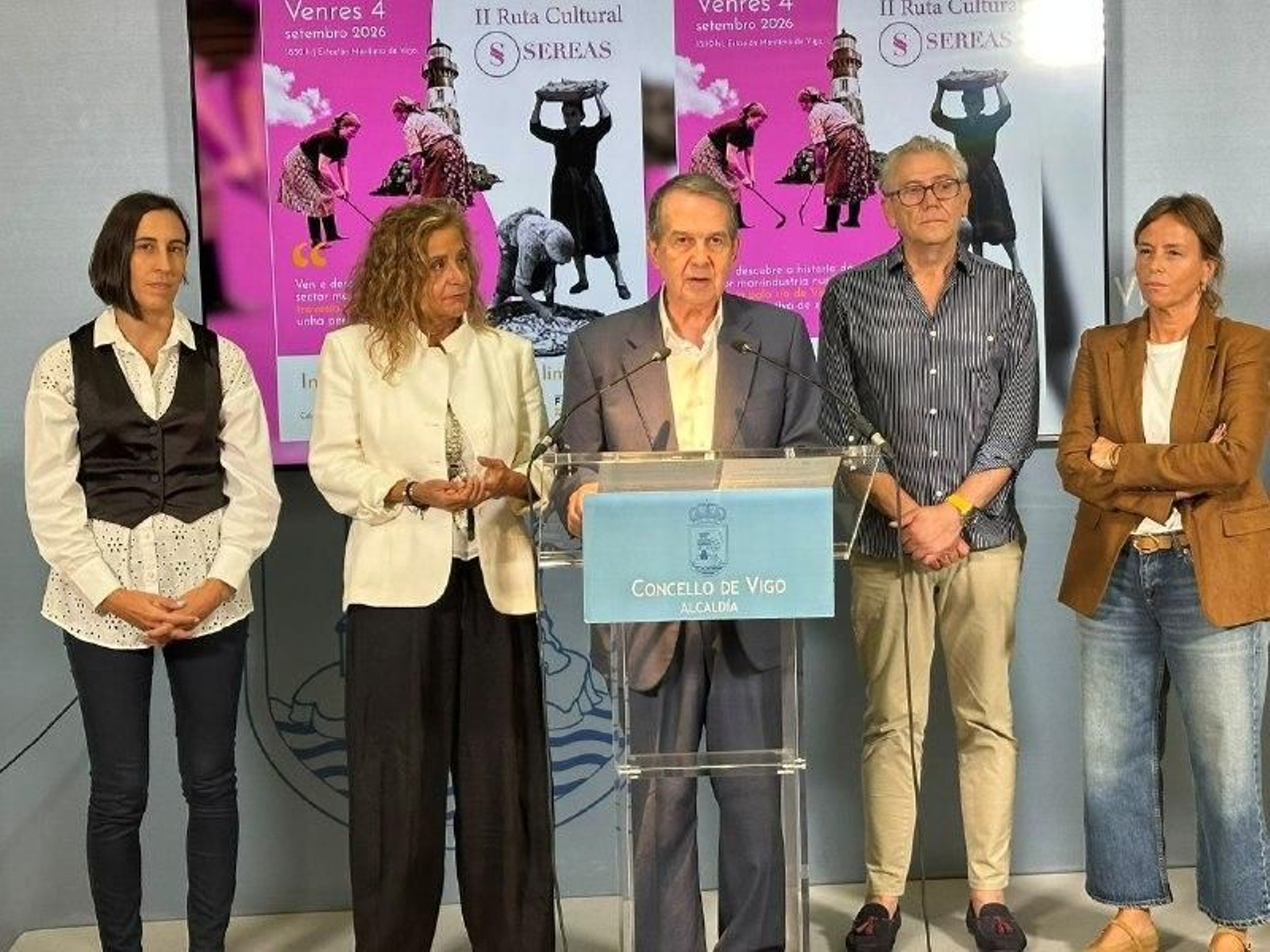 Ana Laura Iglesias, Carmela Silva, Abel Caballero, Javier Touza y María Caldeiro.