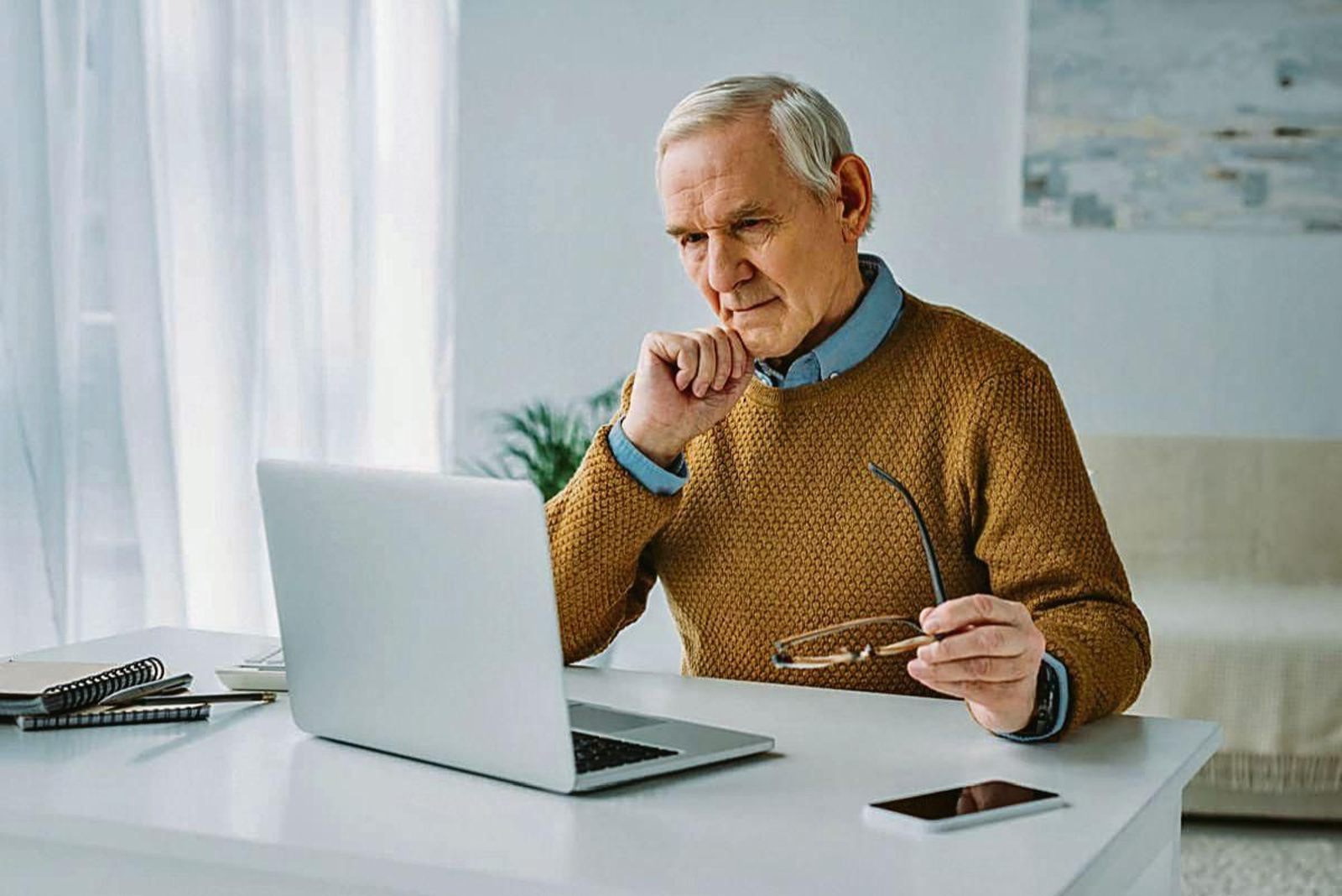 El acceso de las personas mayores a la Sociedad de la Información es una prioridad.