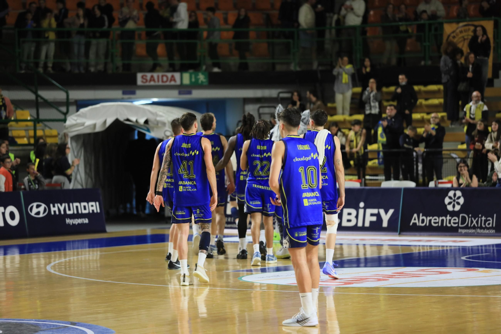 Galería | El Pazo responde al llamado del COB pese a la derrota