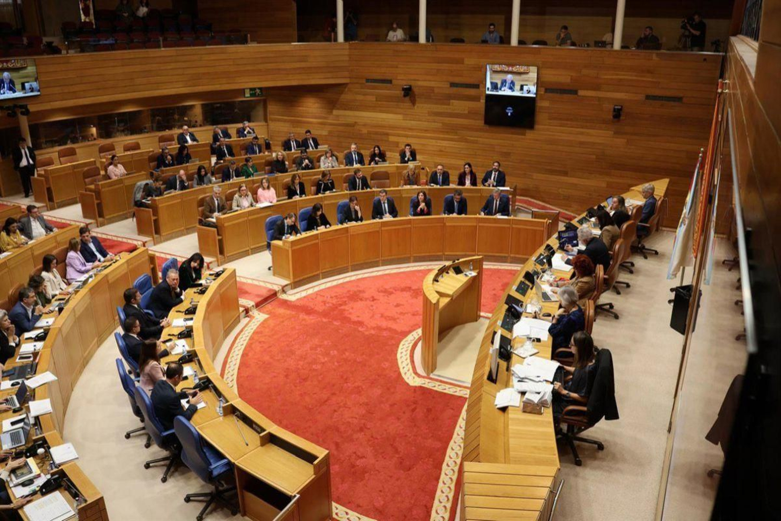 Un pleno extraordinario del Parlamento de Galicia en este inicio de año 2026.