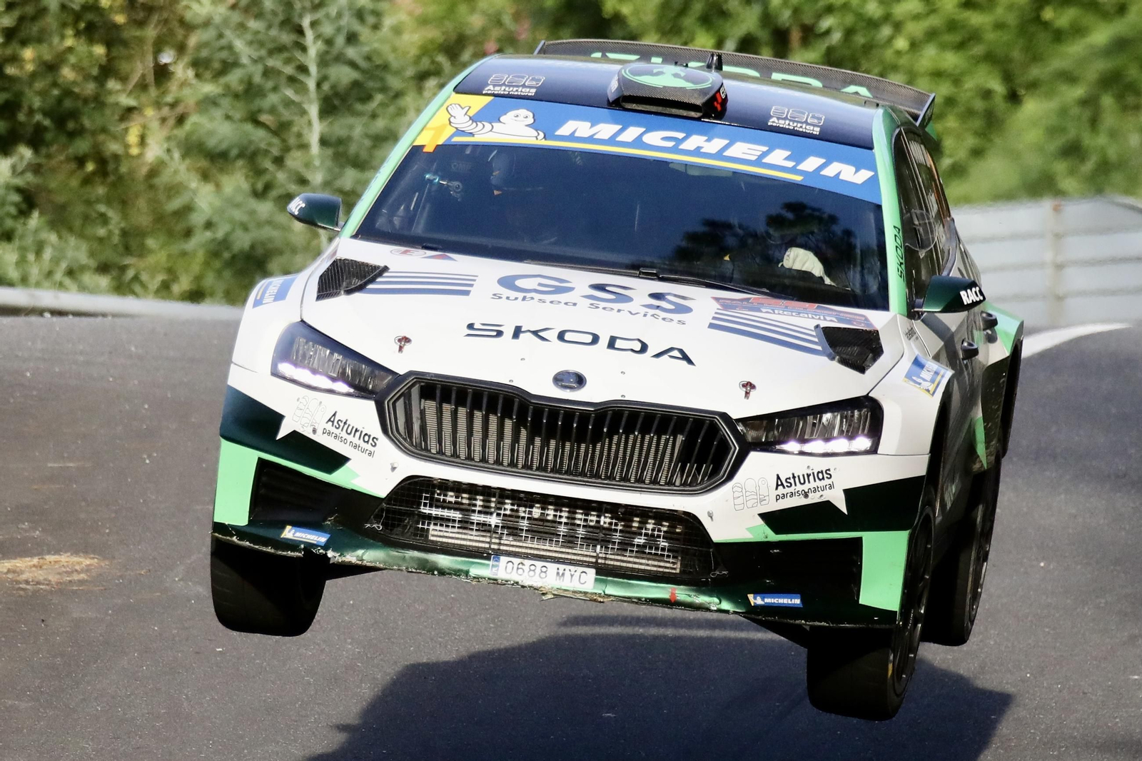 Galería | El tramo Ribadavia-Arnoia cierra la primera etapa del Rally de Ourense 2026, en fotos