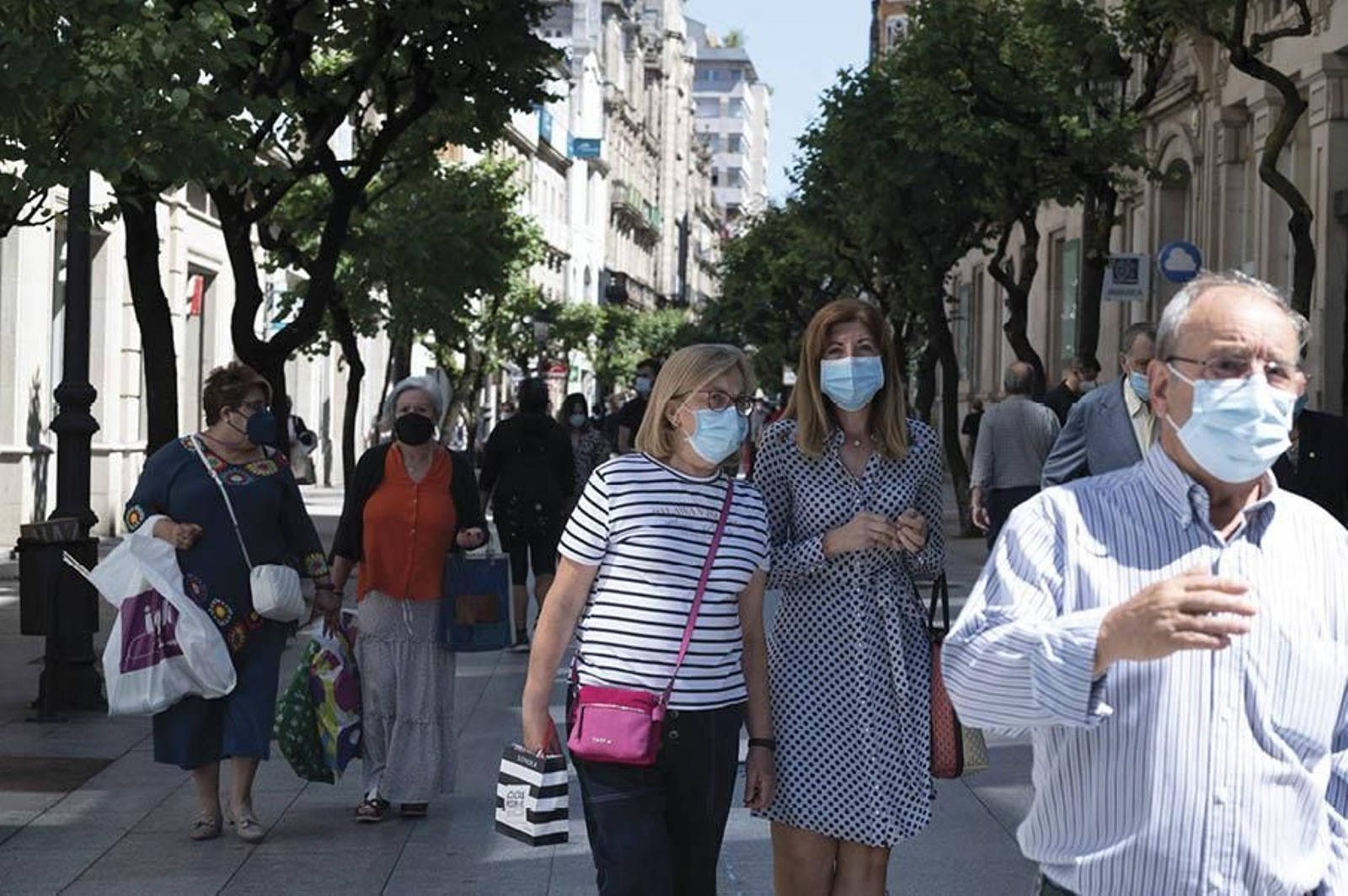La mascarilla continuará siendo obligatoria en espacios exteriores donde no se guarde la distancia (MARTIÑO PINAL).