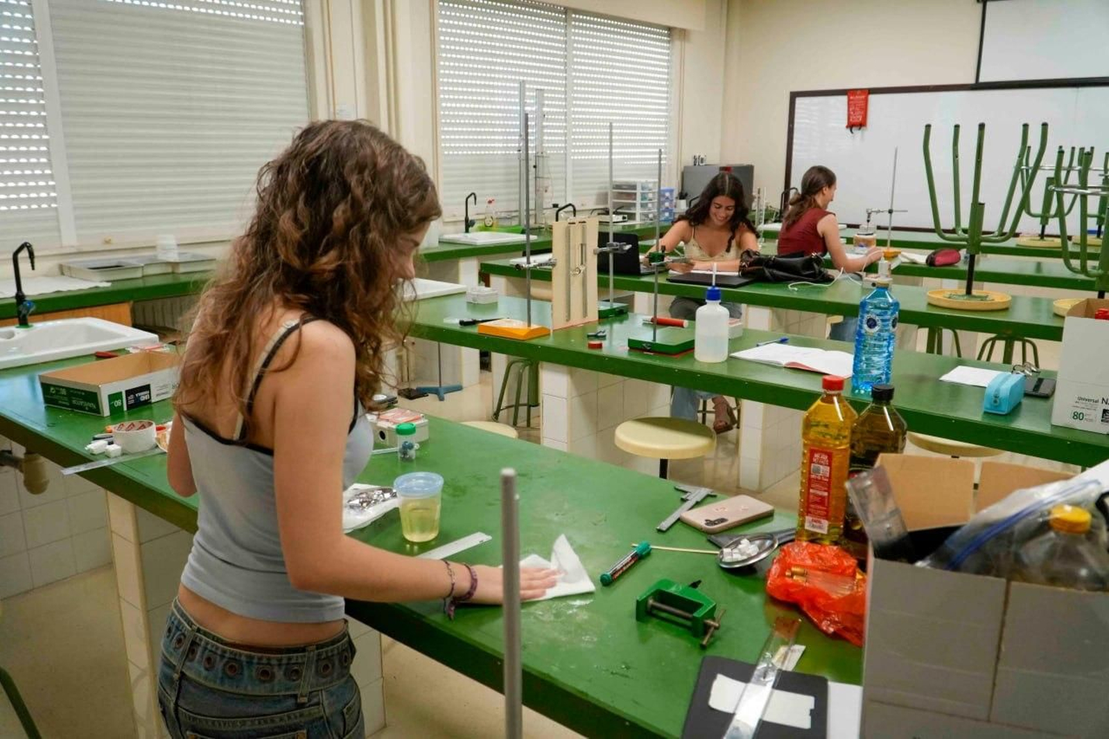 Galería | Vigo vuelve a las aulas entre abrazos, nervios e ilusión