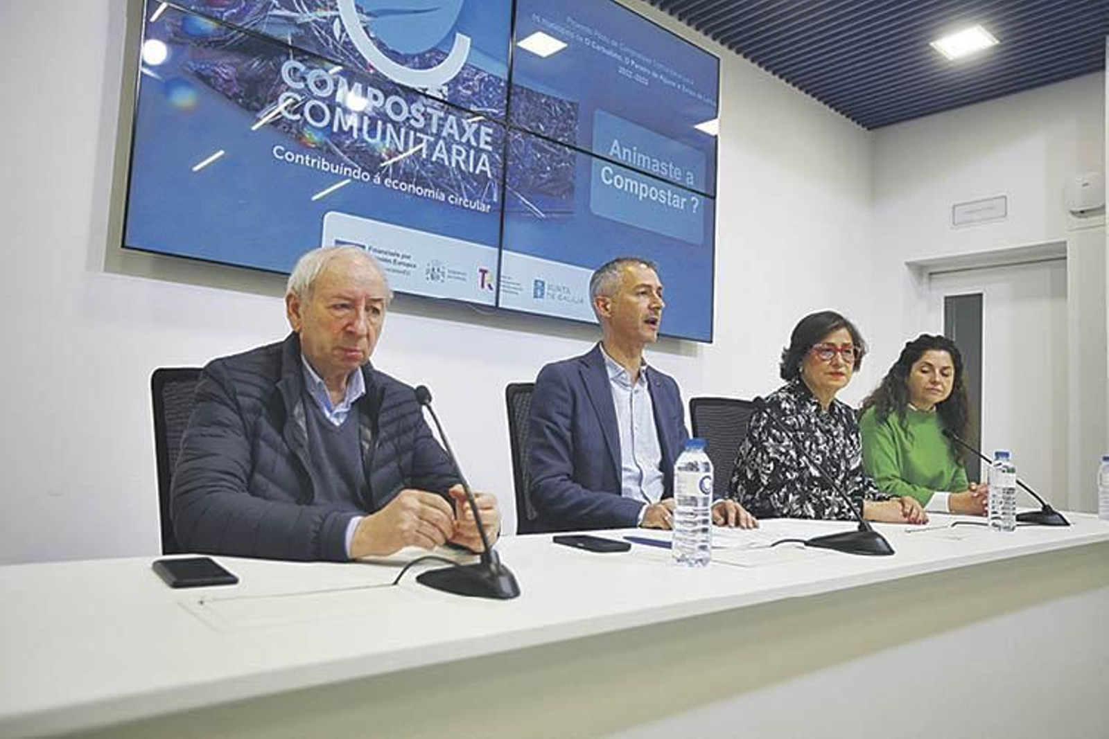 Manuel Doval, Pablo Pérez, Elvira Lama y Rita Soto en la presentación de la iniciativa. MIGUEL ÁNGEL