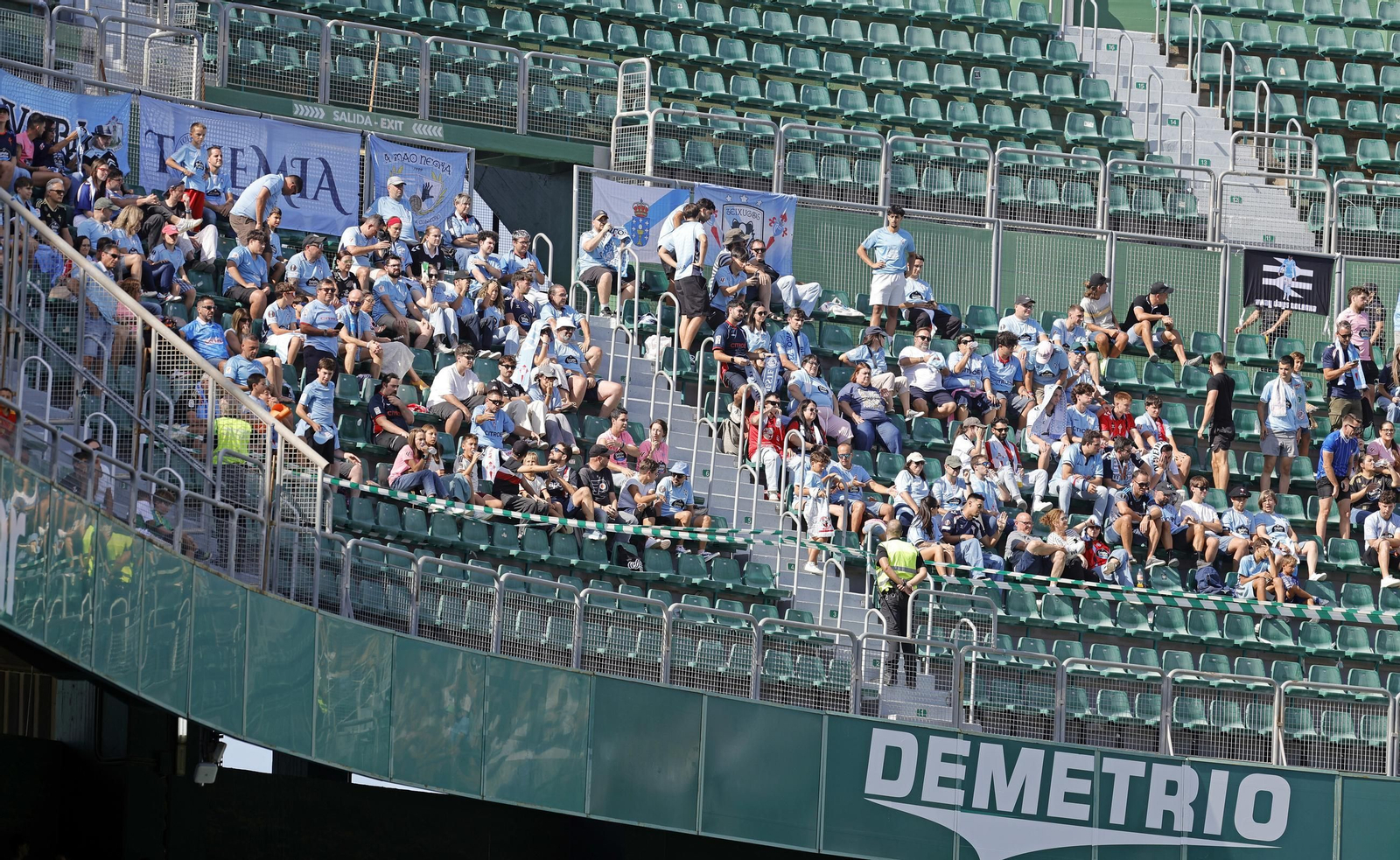 El celtismo acompañó al equipo el pasado domingo en Elche.