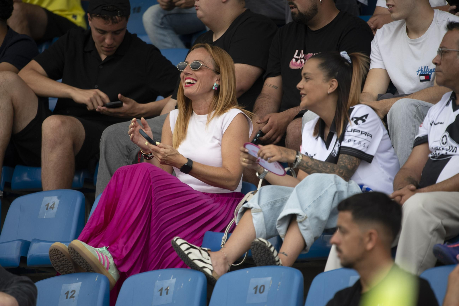 Galería | La tristeza invade O Couto con el descenso del Ourense CF