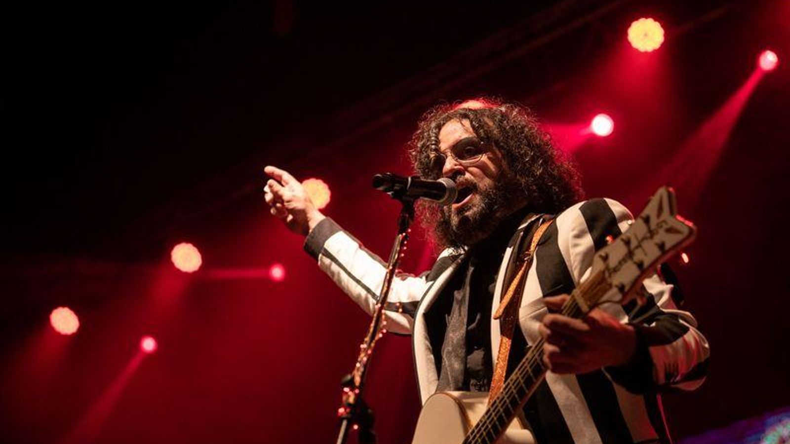   OURENSE (XARDÍN DO POSÍO). 10/11/2021. OURENSE. Concerto do grupo Gin Toni´s. FOTO: ÓSCAR PINAL 