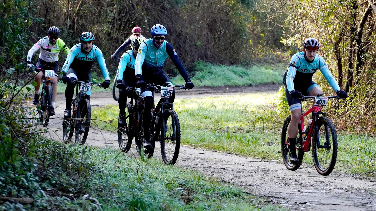 El buen tiempo acompañó ayer a los participantes en la Bikedada, que cubrieron un recorrido que en su distancia más exigente superaba los 100 kilómetros.