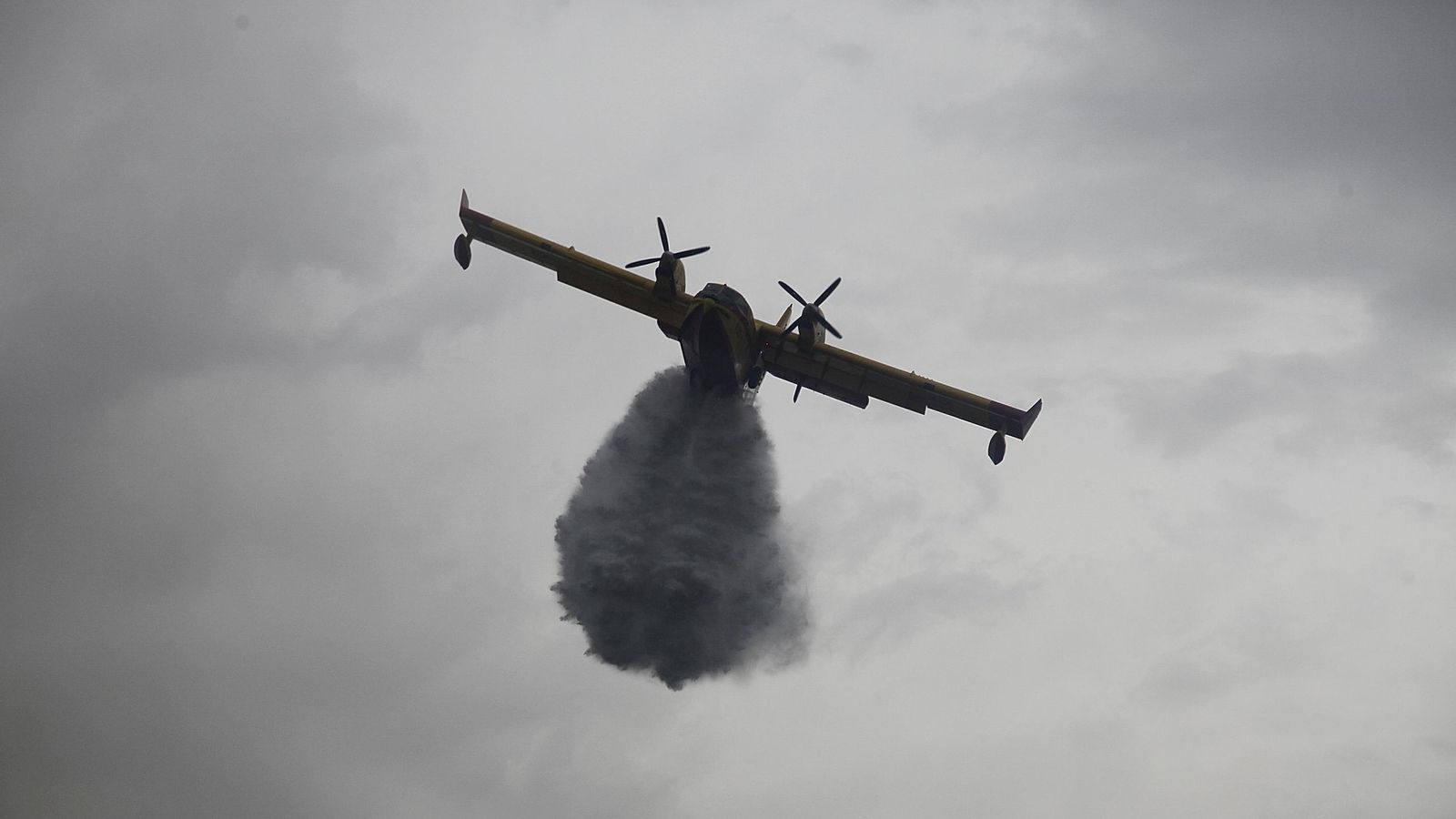 Galería | El fuego rodea Ourense