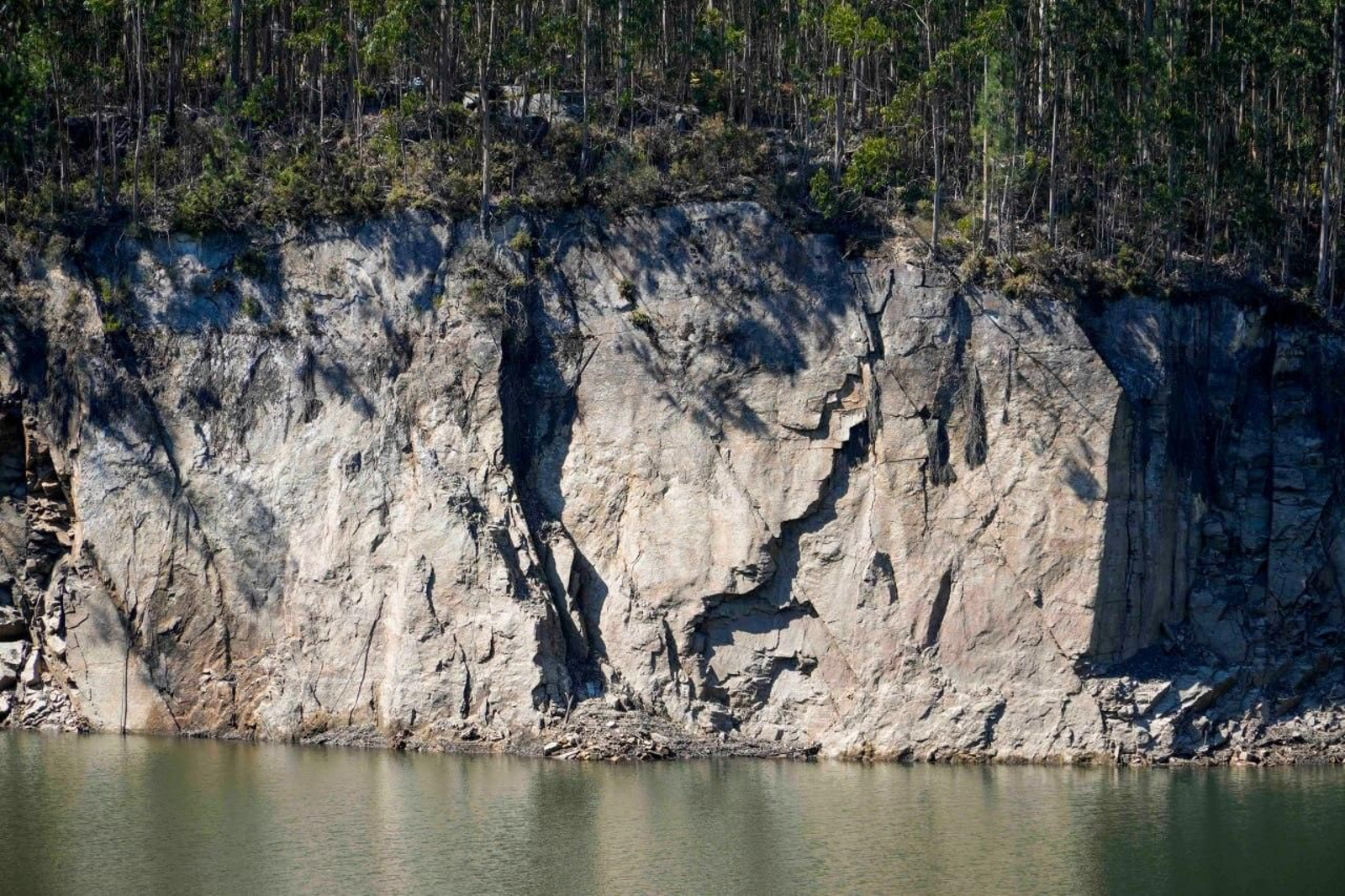 Embalse de Baíña, en Baiona.