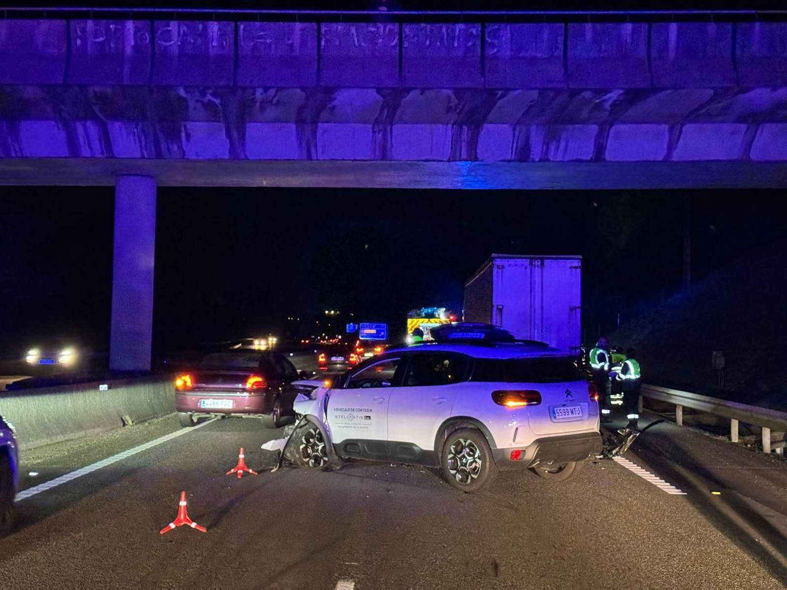 El accidente provocó retenciones en la AP-9.