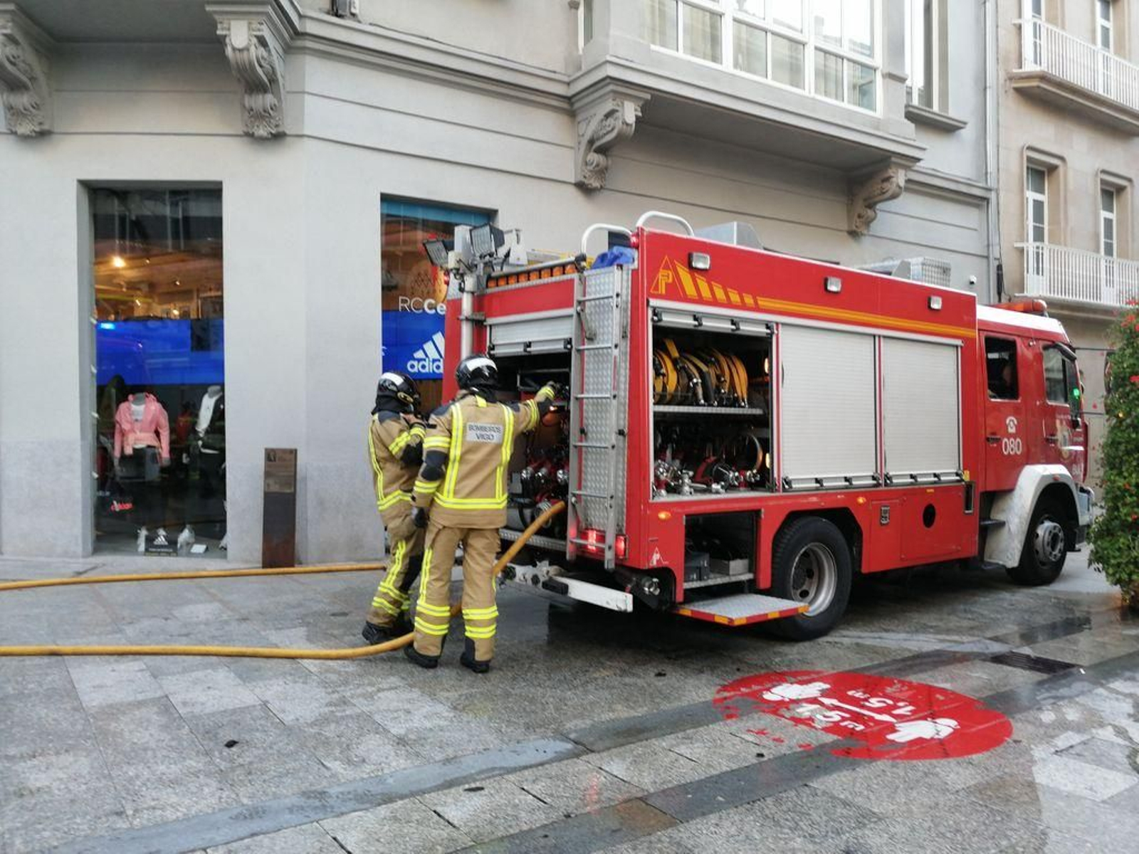 Un incendio se desata en la sede del Celta 48
