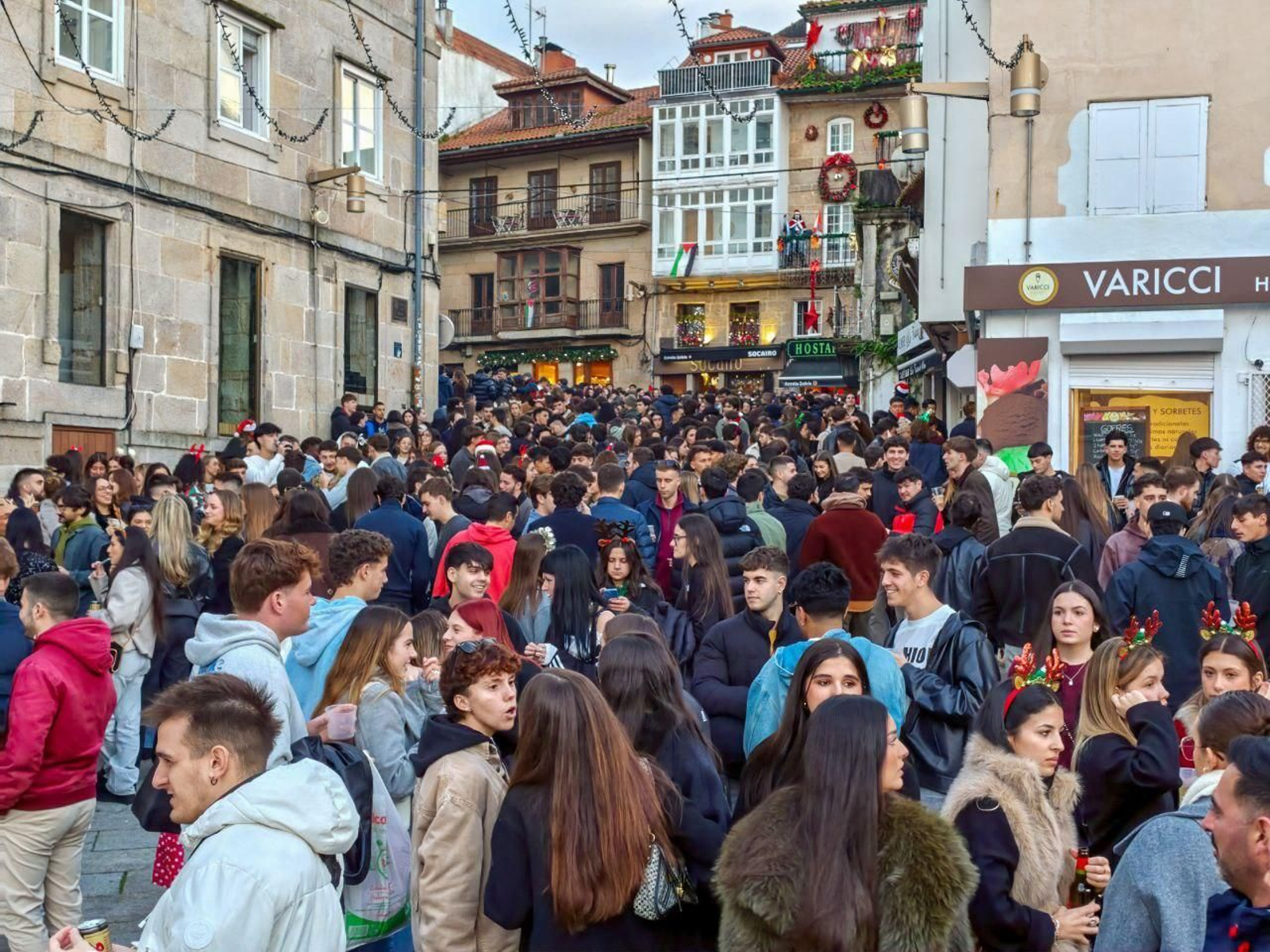 Galería | La Tardebuena rebosa las calles de Vigo