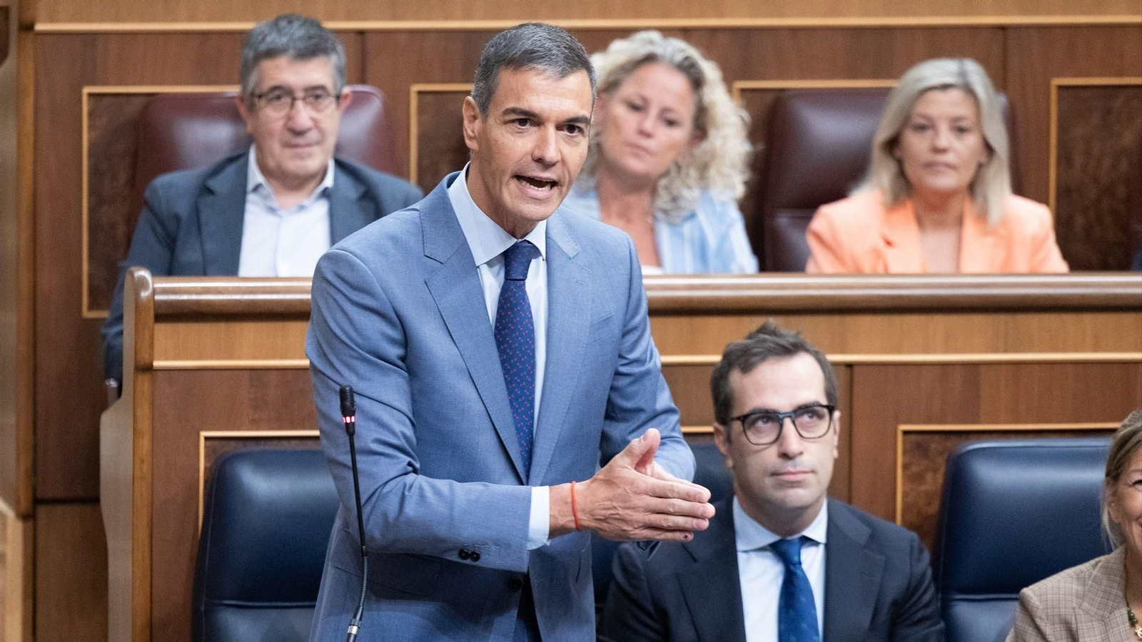 El presidente del Gobierno, Pedro Sánchez, interviene durante una sesión de control al Gobierno, en el Congreso de los Diputados