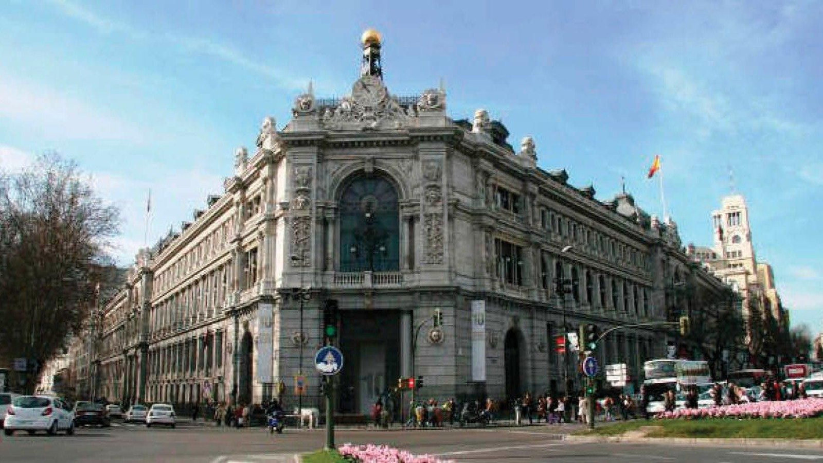Entrada de la sede central del Banco de España, en Madrid.