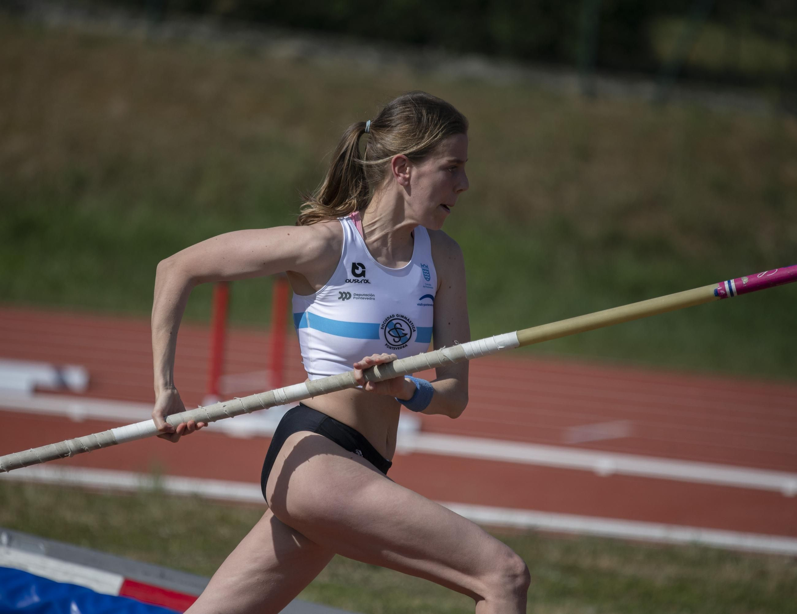 Galería | El Ourense Atletismo domina la liga en casa