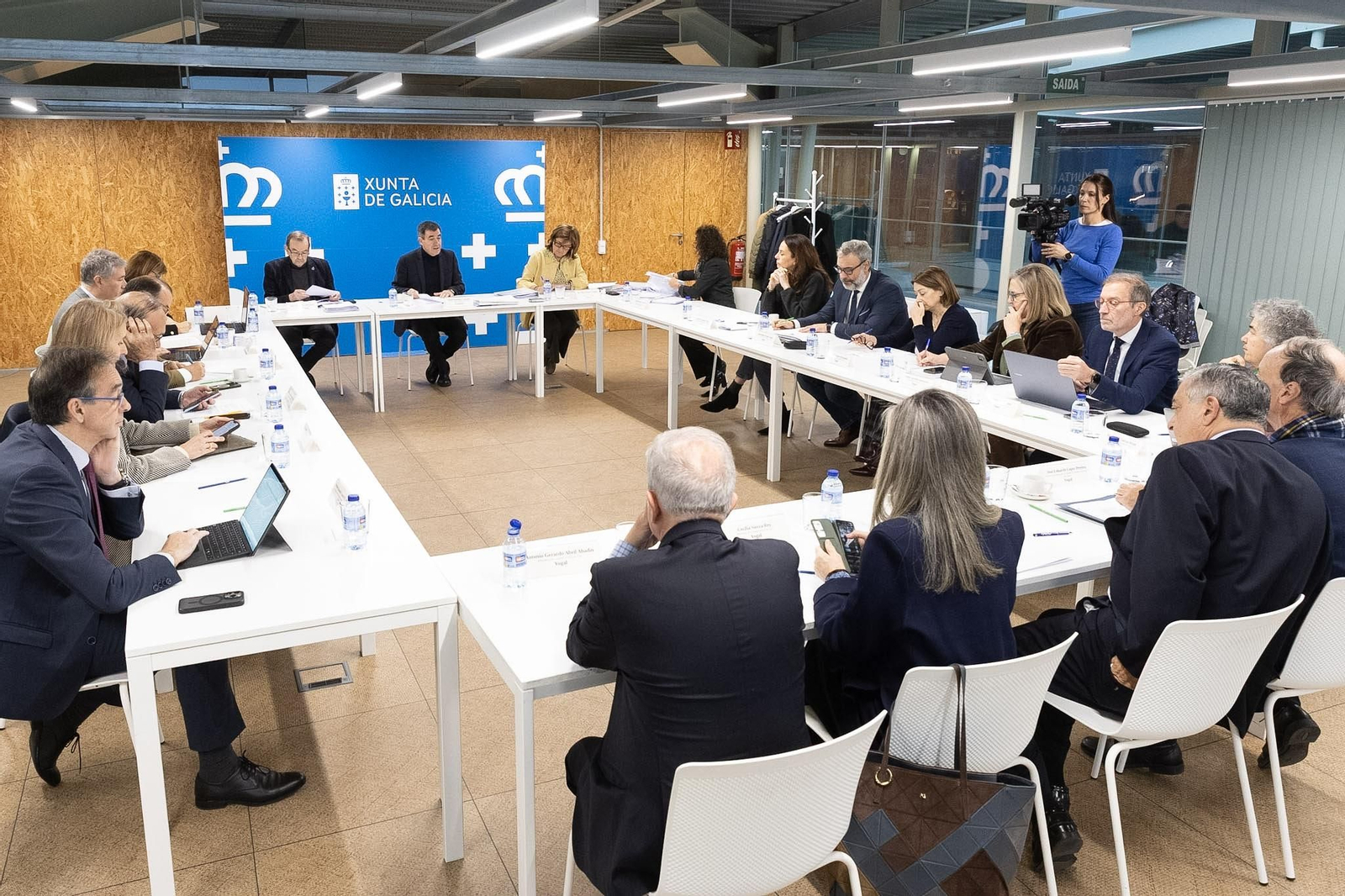 Un instante de la reunión ayer en Santiago.