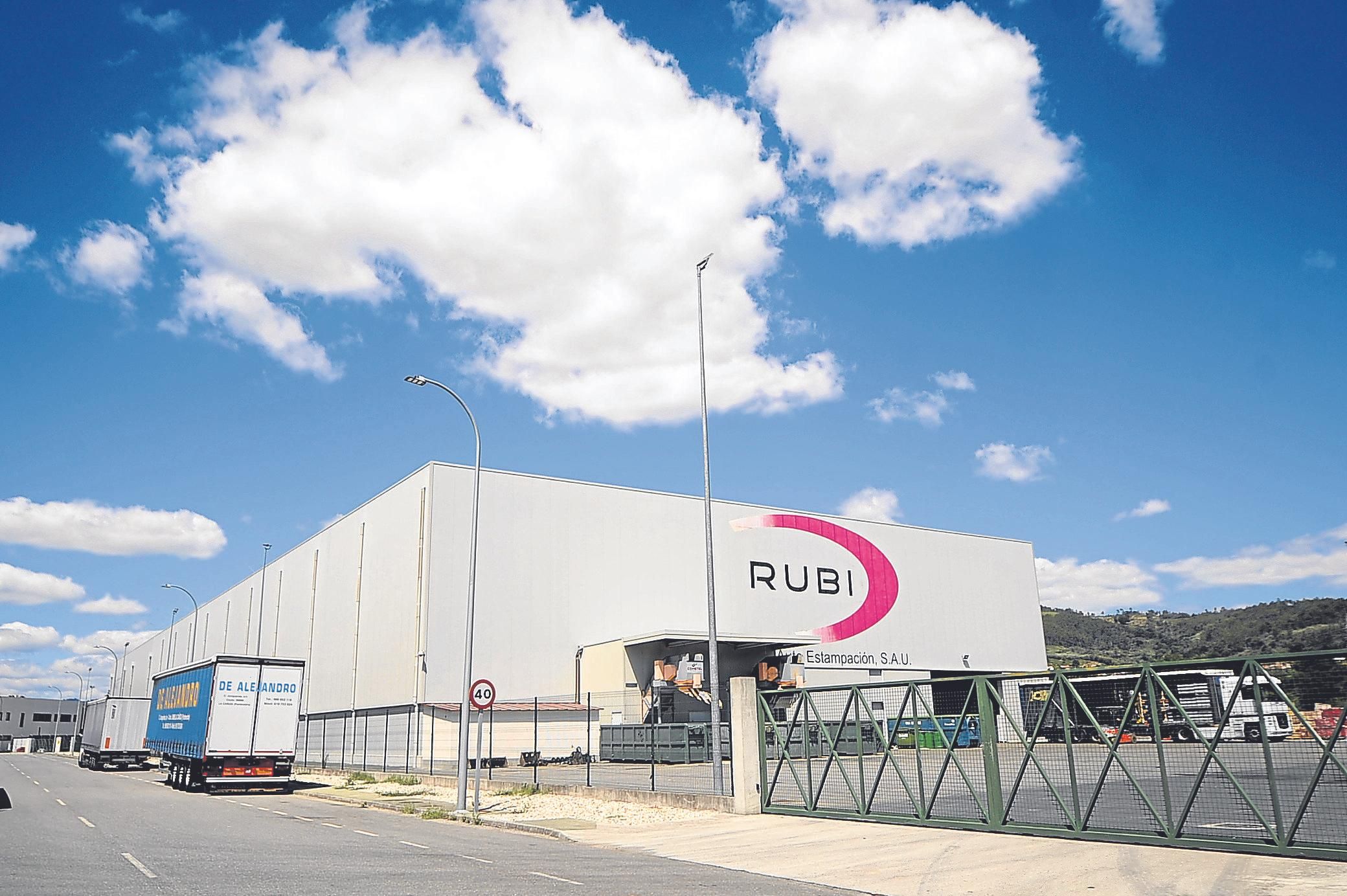 Instalaciones de la factoría de Gaesa, ubicadas en el parque empresarial de Ribadavia.