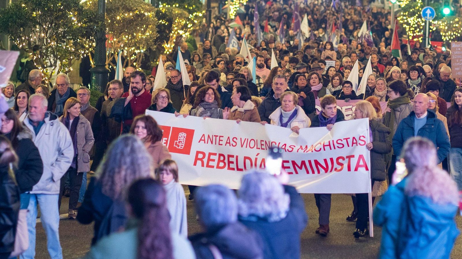 Galería | Vigo se une contra la violencia de género en el 25N