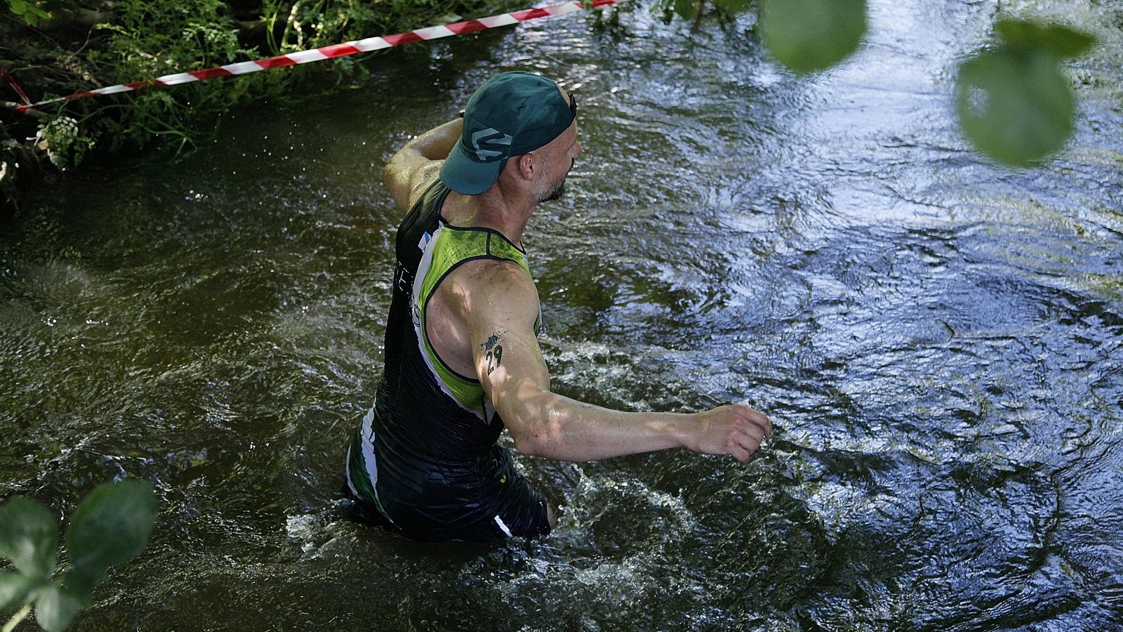 Galería | Obstáculos, deporte y buen tiempo en la Cavernícola Race