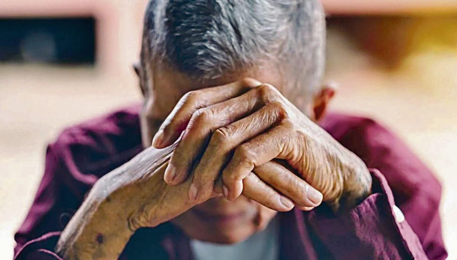 La mayoría de los abusos sufridos por las personas mayores ocurren en el entorno familiar.