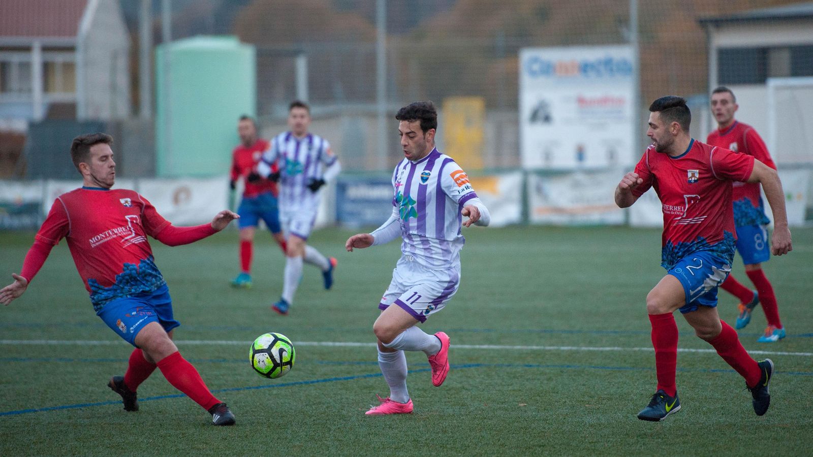 BANDE (CAMPO DE FÚTBOL O OUTEIRO). 06/12/2017. OURENSE. Partido de fútbol entre el Bande y el Verín. FOTO: ÓSCAR PINAL 