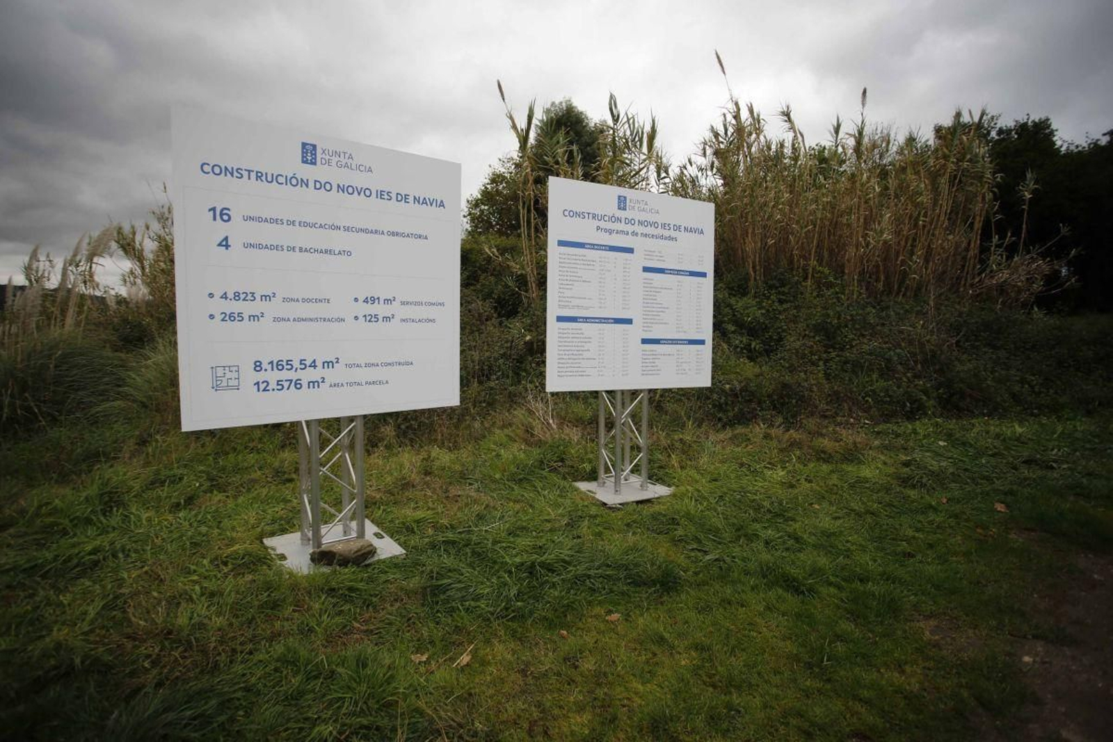 La parcela en la que se construirá el nuevo instituto de Navia.