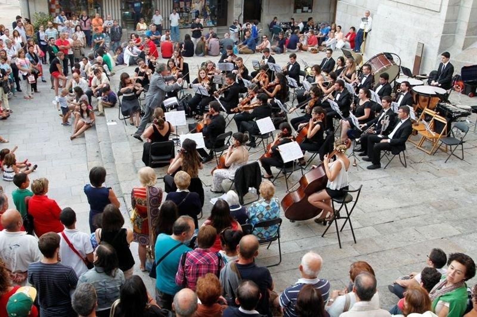 La última aparición de la Orquesta Clásica fue el 29 de agosto en el Casco Vello.