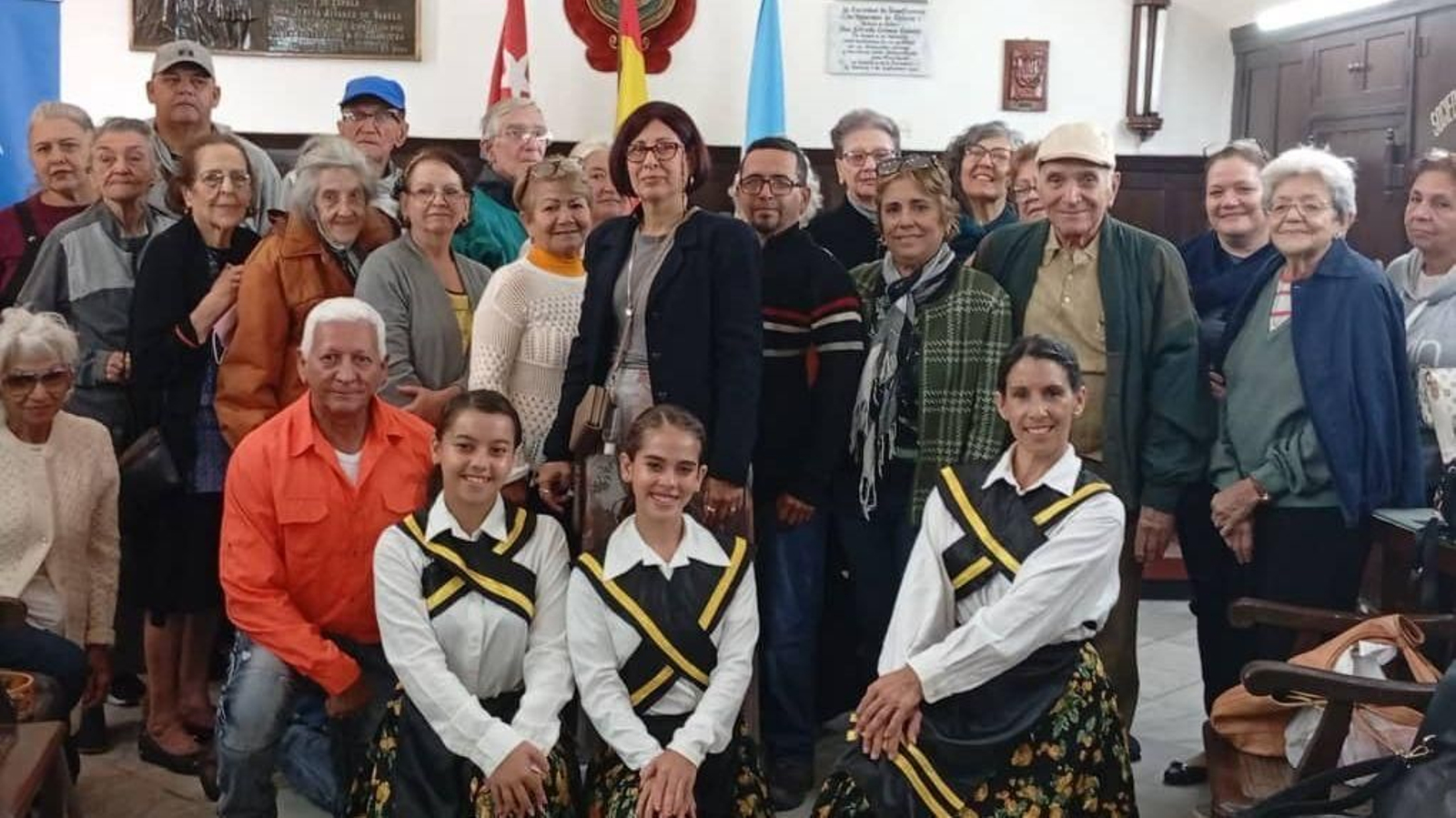 Asistentes y directivos