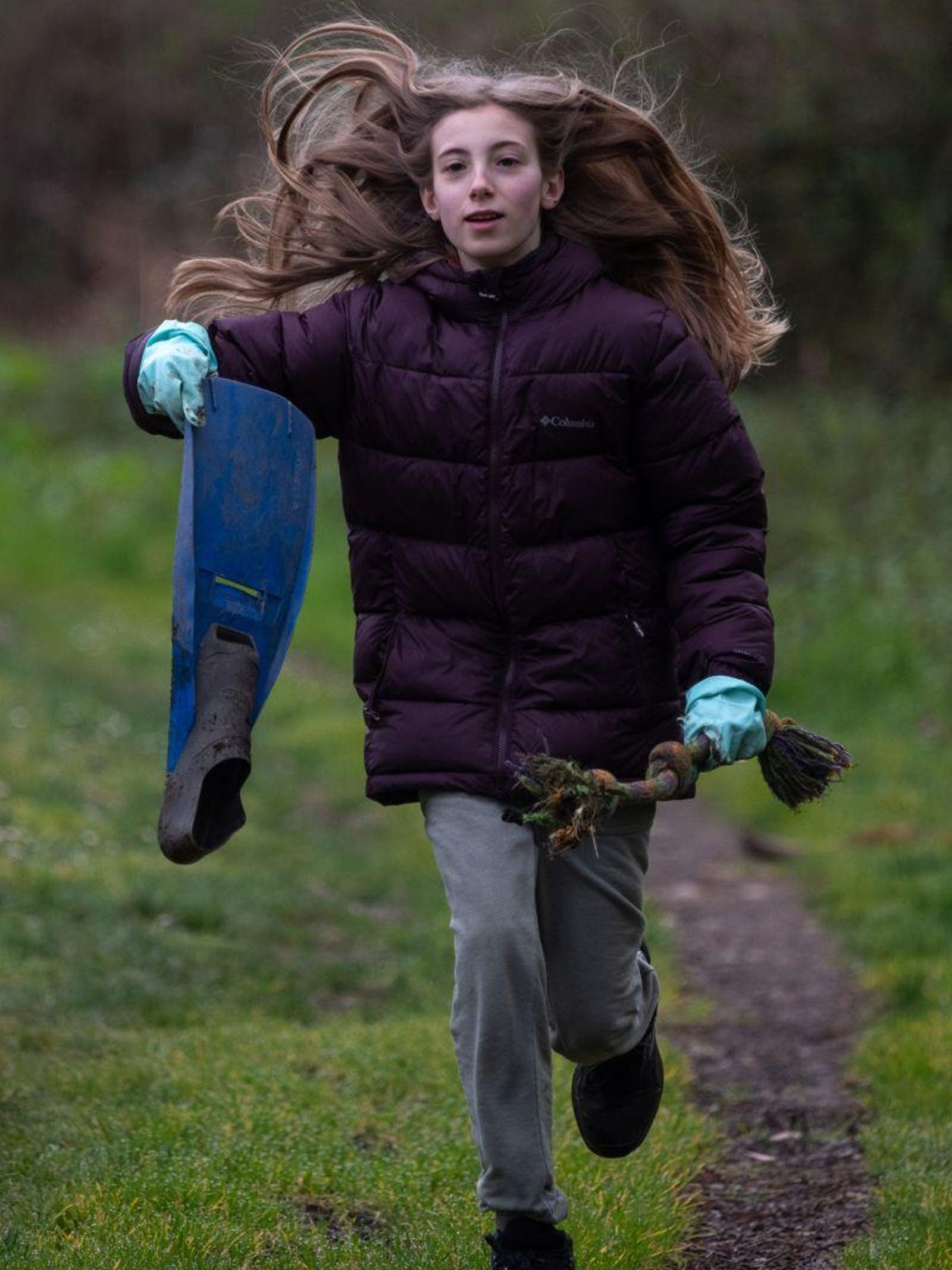 A emoción polos “tesouros” atopados.