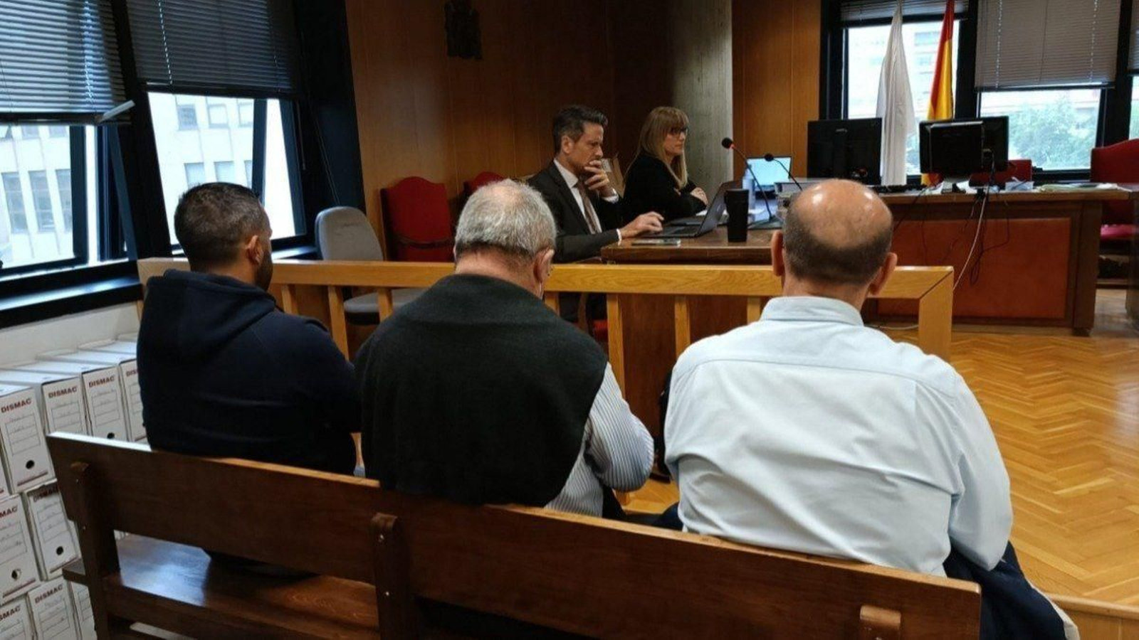 Los dueños de la discoteca y el representante, durante el juicio celebrado en junio del año pasado.