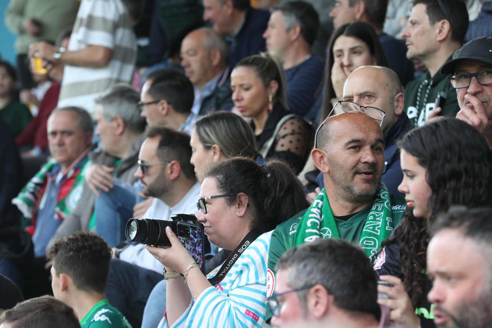 Galería | Empate a uno entre el CD Arenteiro y Ourense CF en el derbi termal