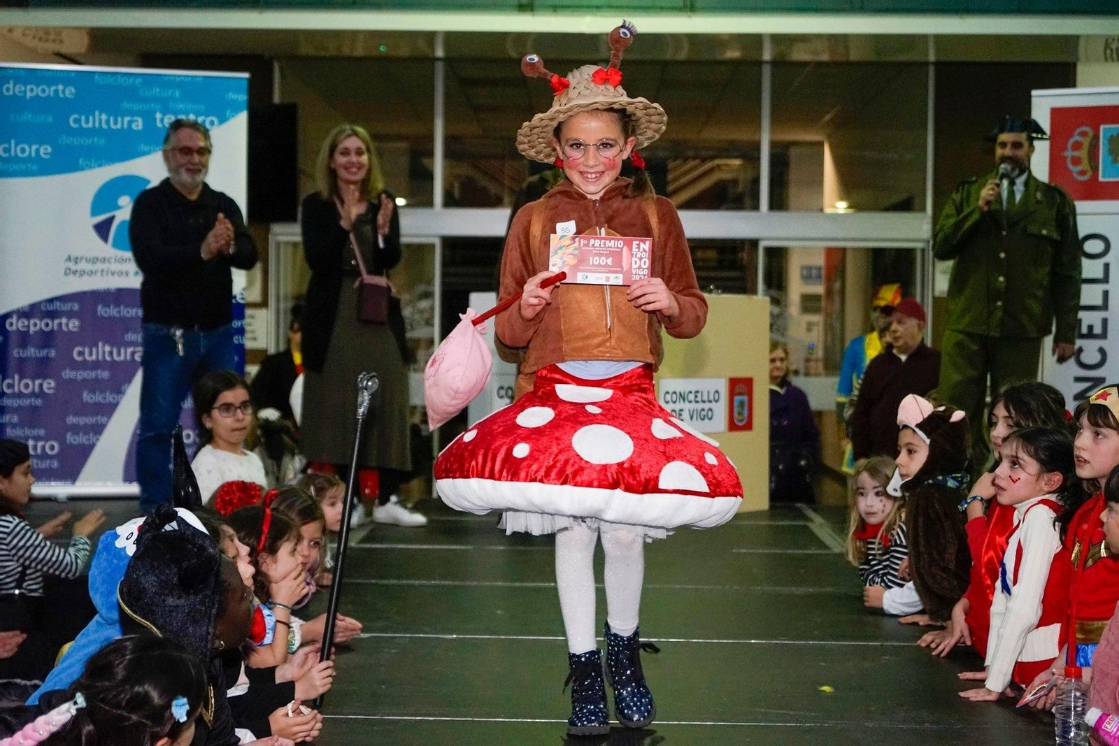 Inés Denis y su disfraz de Caracol convenció y la llevó hasta el primer puesto en el formato de disfraces infantiles individuales.