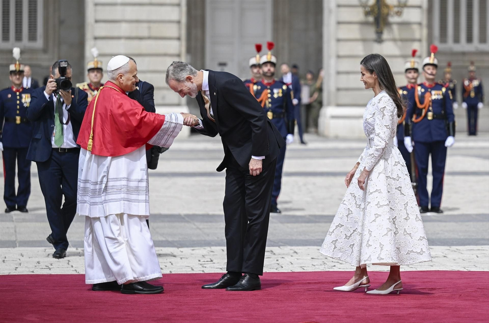Galería | Así fue el primer día de la visita del papa León XIV en Madrid, en fotografías