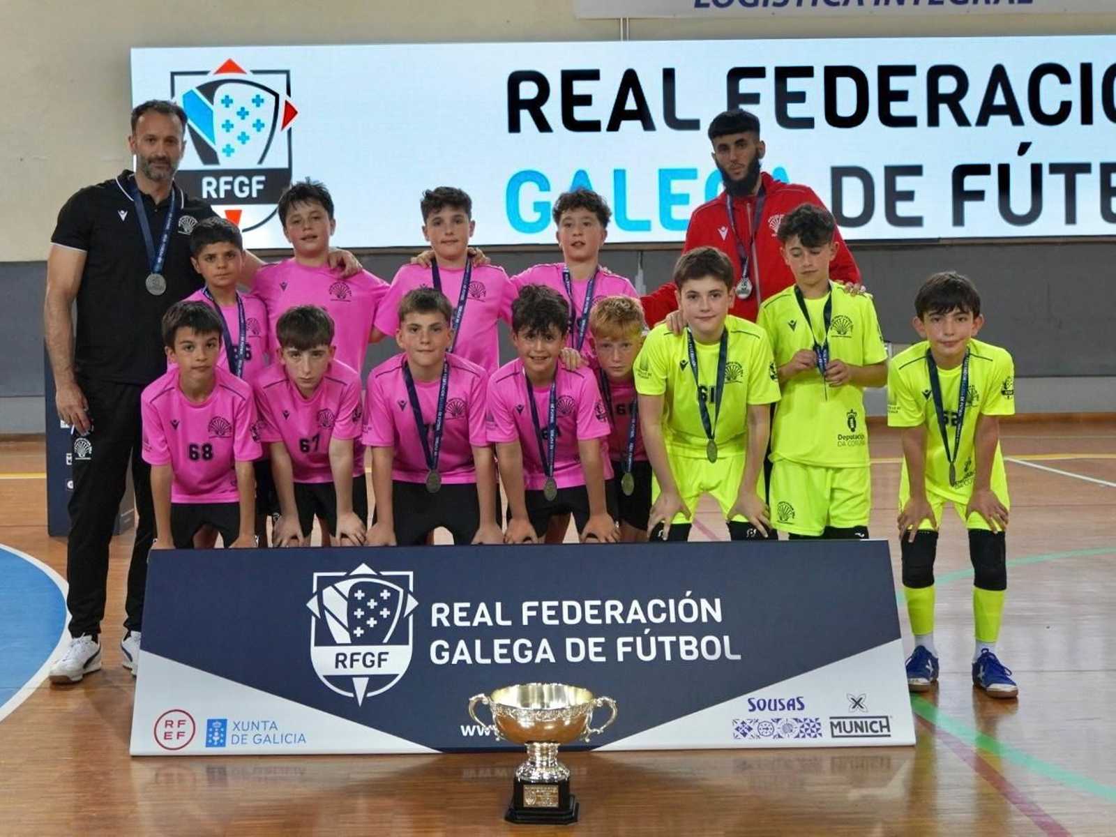 Galería | La cantera del fútbol sala gallego disfruta de sus finales en Ourense