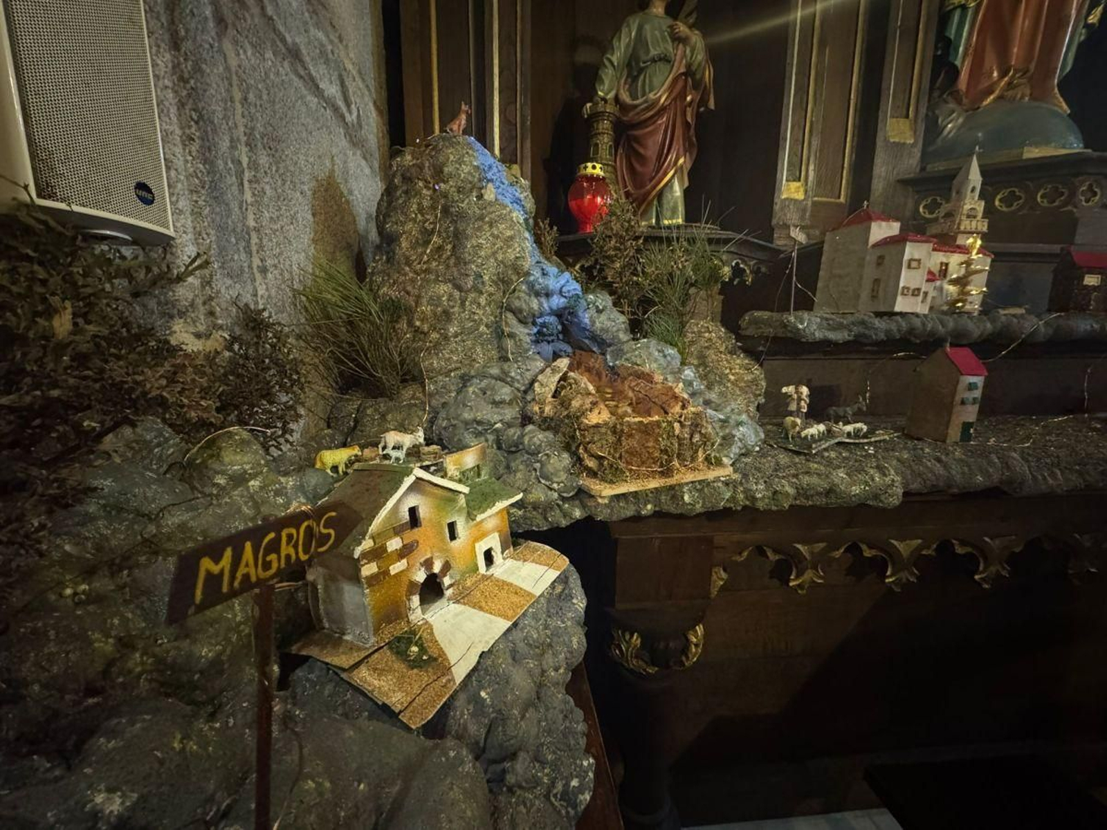 La cascada de Magros es uno de los parajes que reproduce este belén artesanal y muy local.