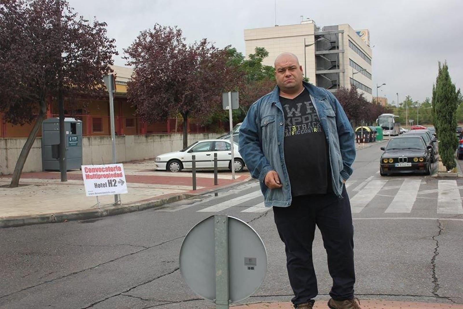 Alberto Mondragón ha ayudado a centenares de víctimas desde su web.