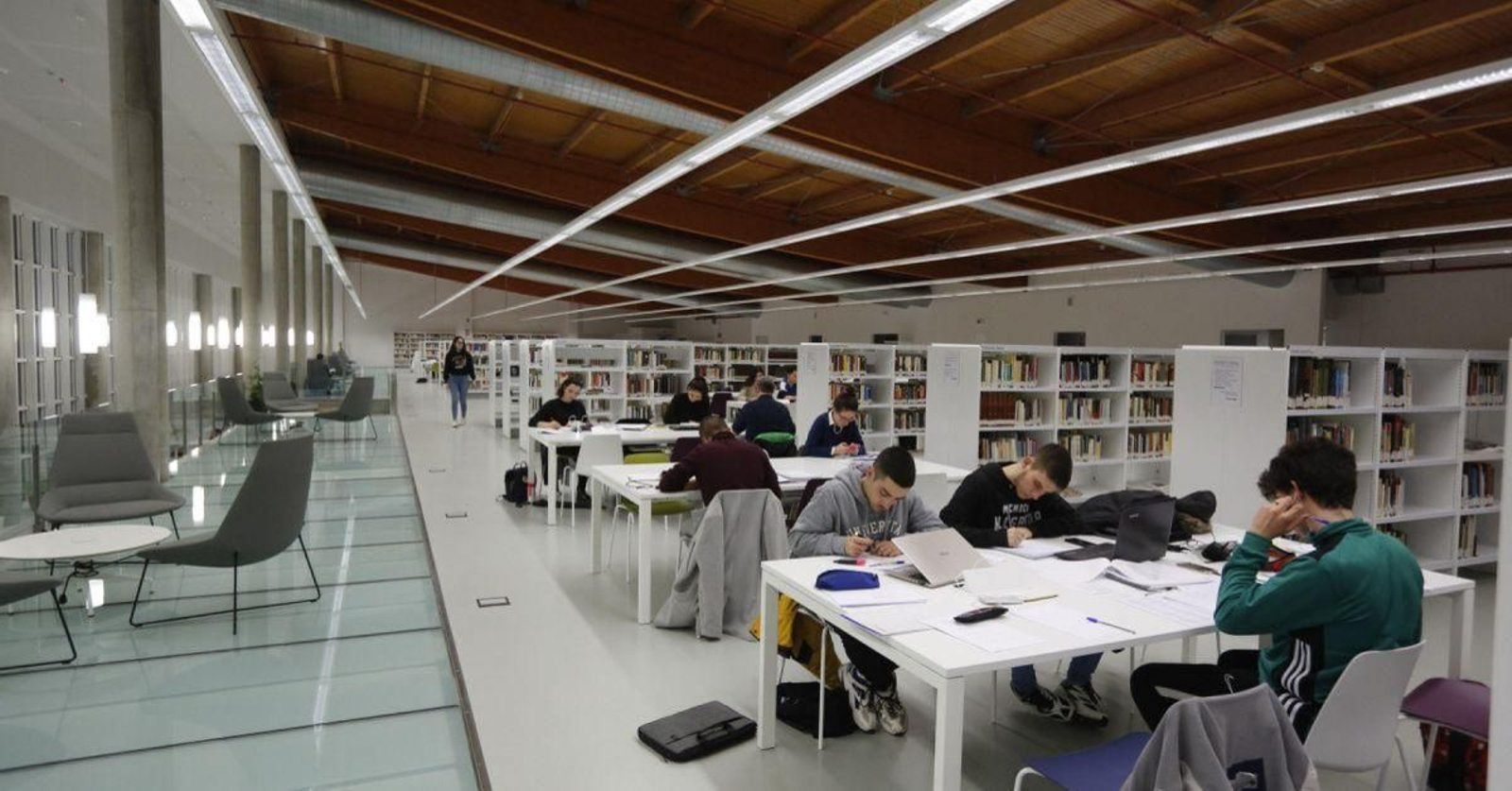 A Biblioteca Nós recoñece ós seus maiores lectores no Día do Usuario