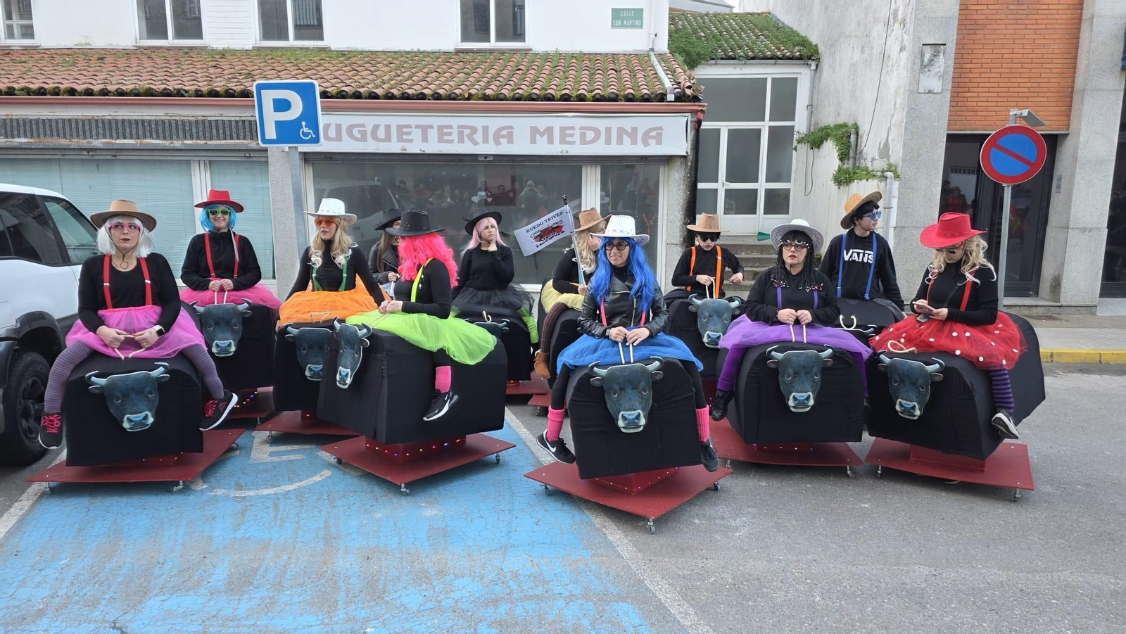 Galería | Trives se vuelca con su Martes de Entroido